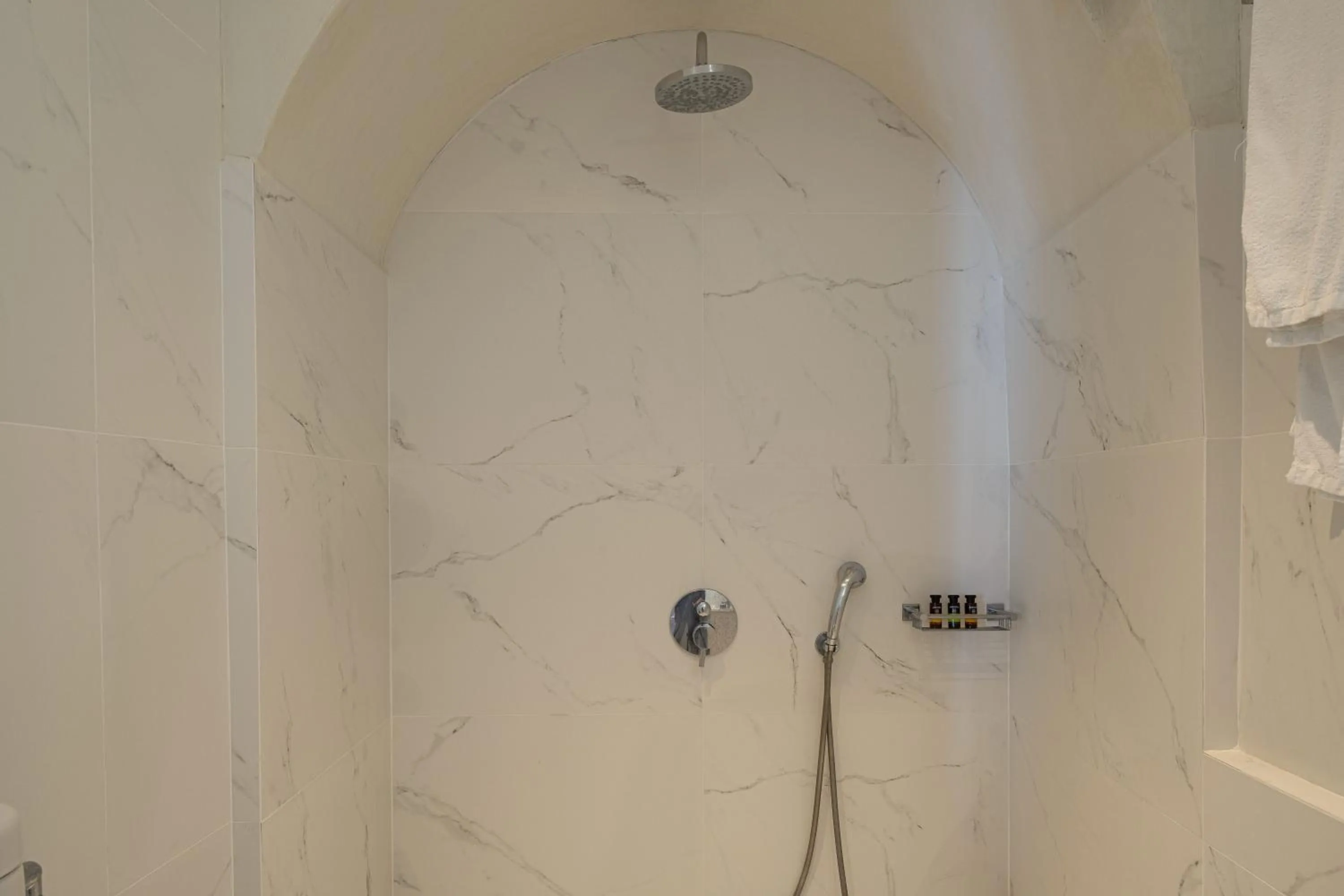 Shower in Andromeda Villas & Spa Resort