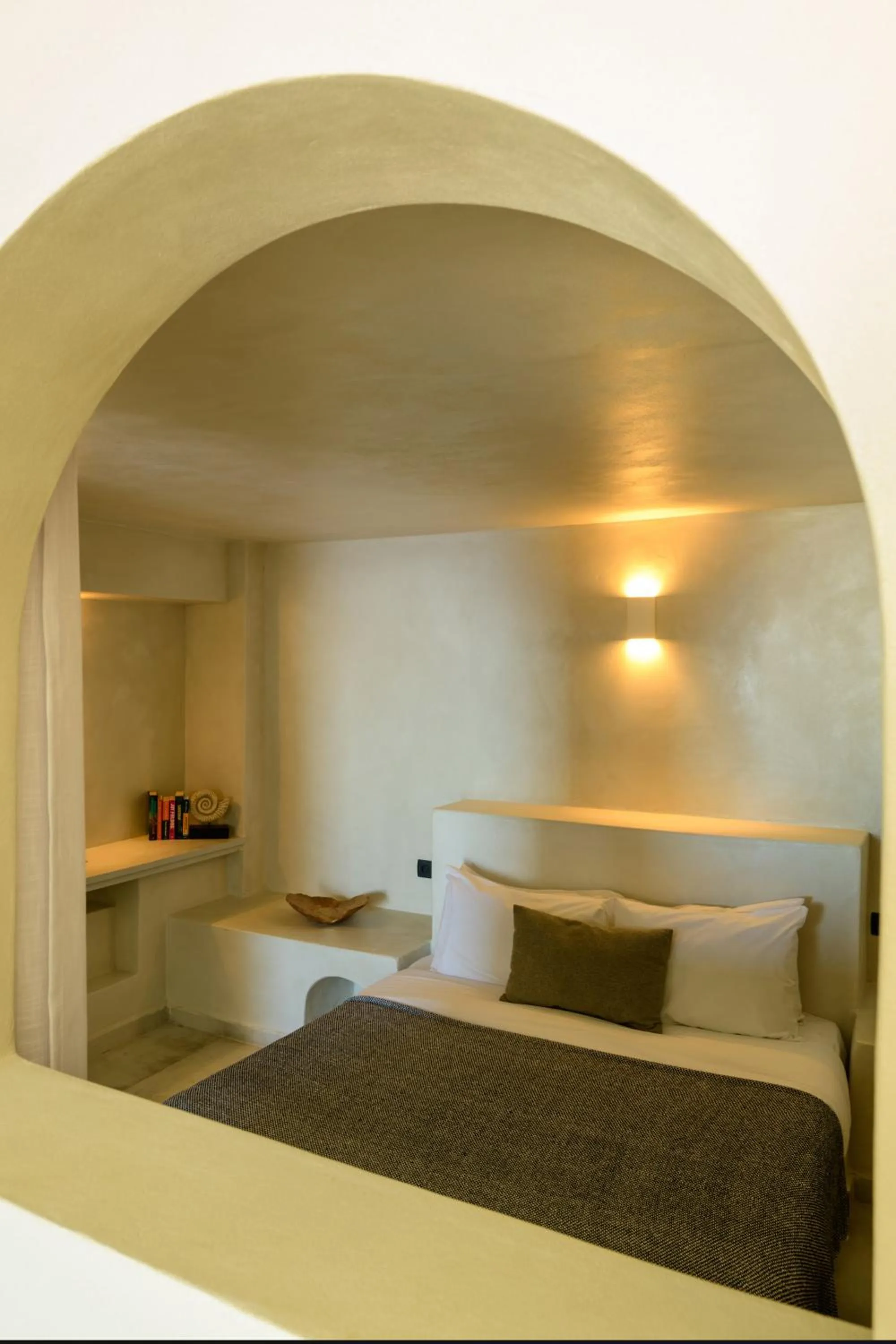 Bed in Andromeda Villas & Spa Resort