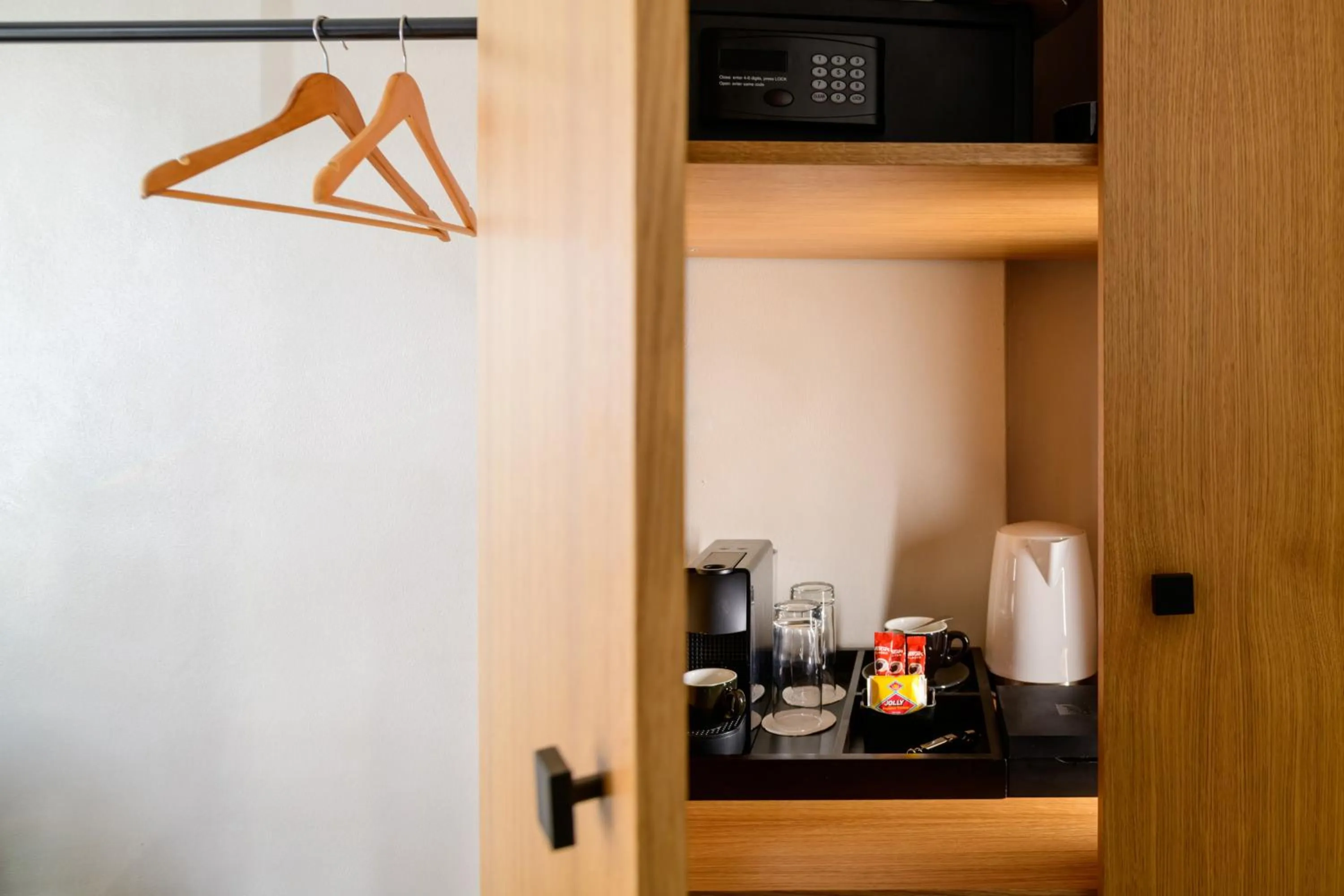 Coffee/tea facilities in Andromeda Villas & Spa Resort