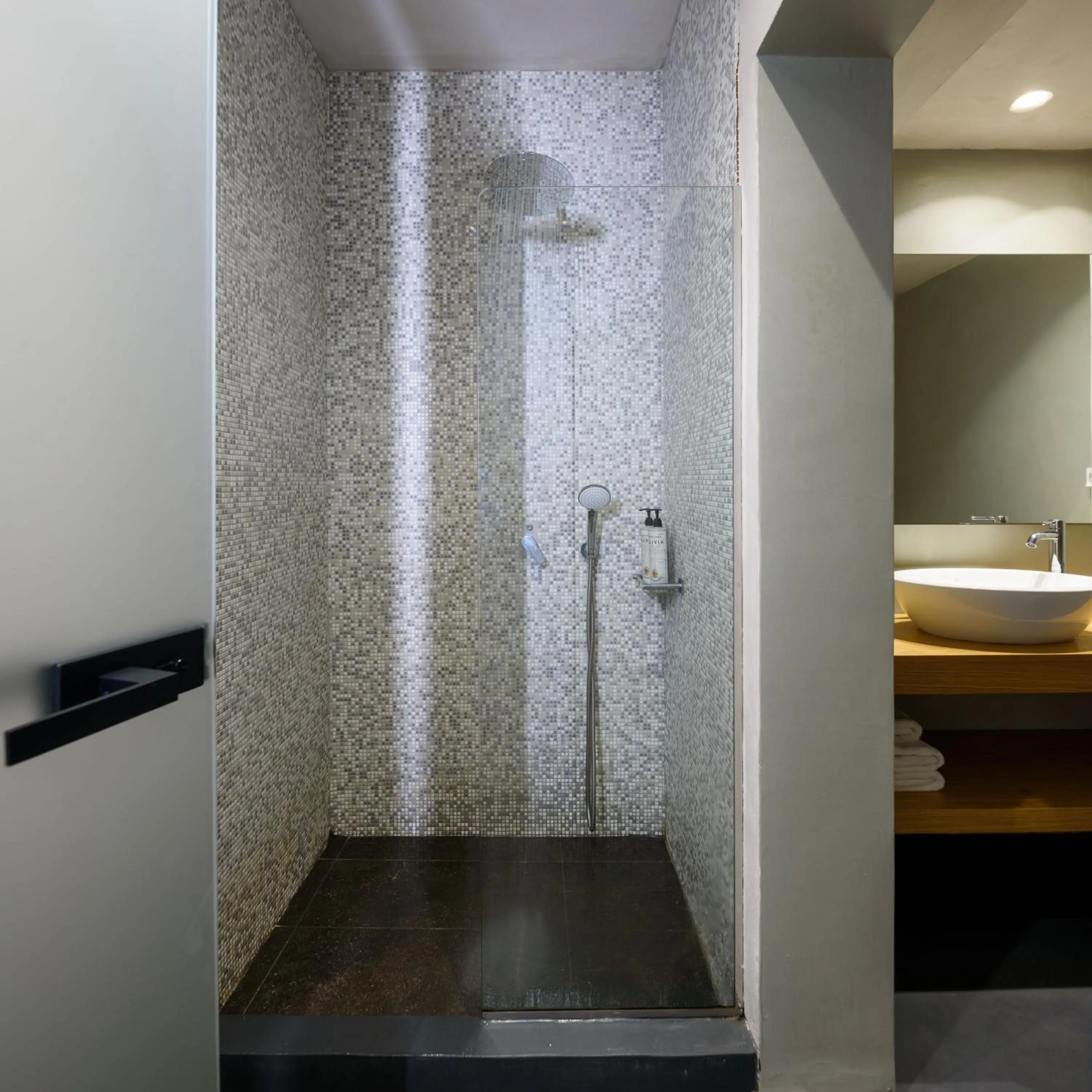 Shower in Andromeda Villas & Spa Resort