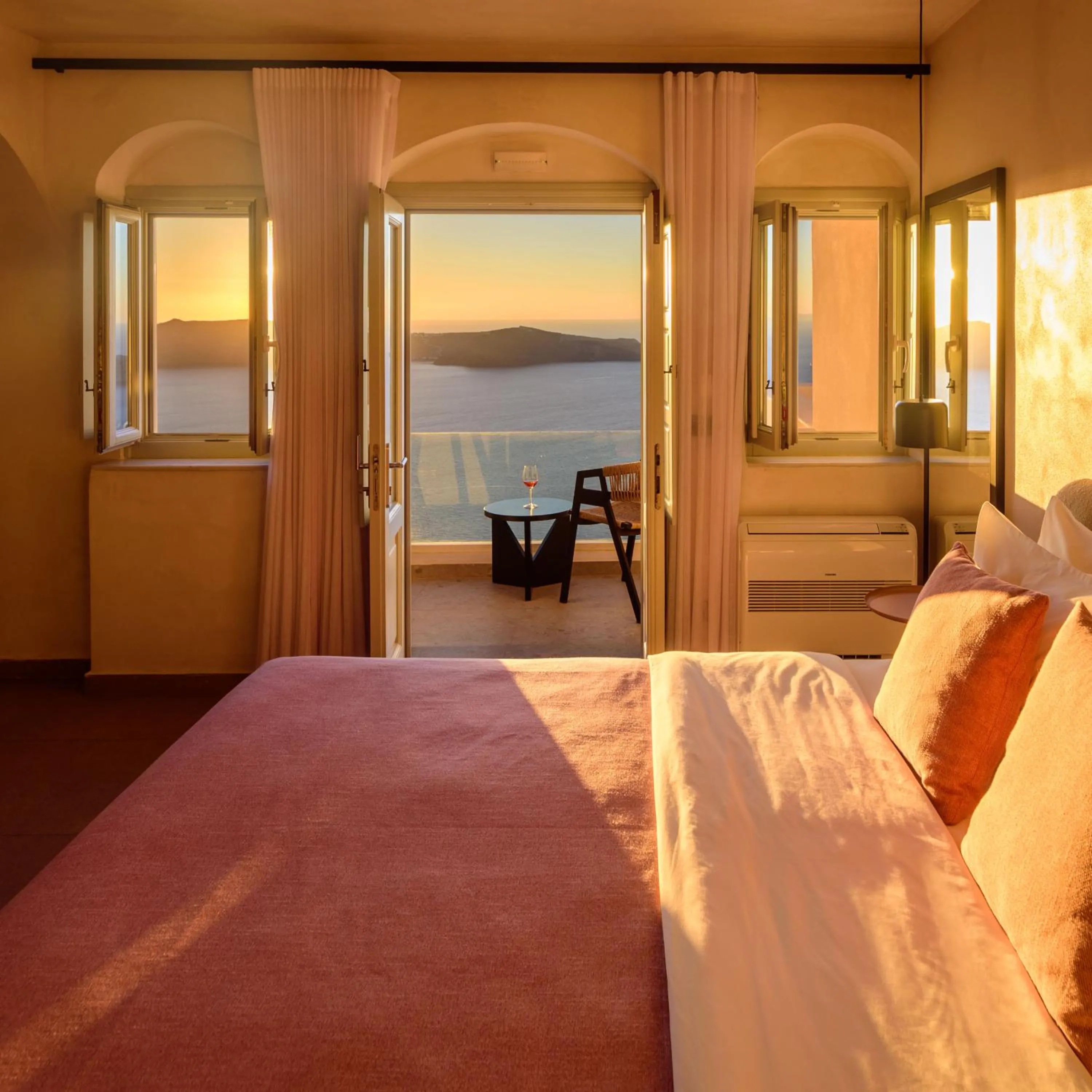 Bed in Andromeda Villas & Spa Resort