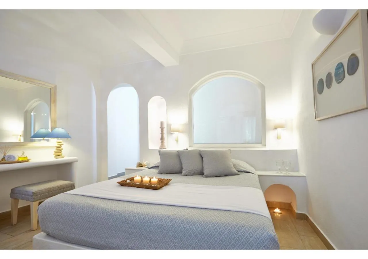 Bed in Andromeda Villas & Spa Resort