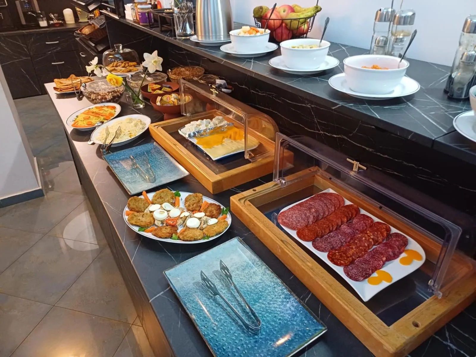 Breakfast in Hotel Excelsior By TimHotels