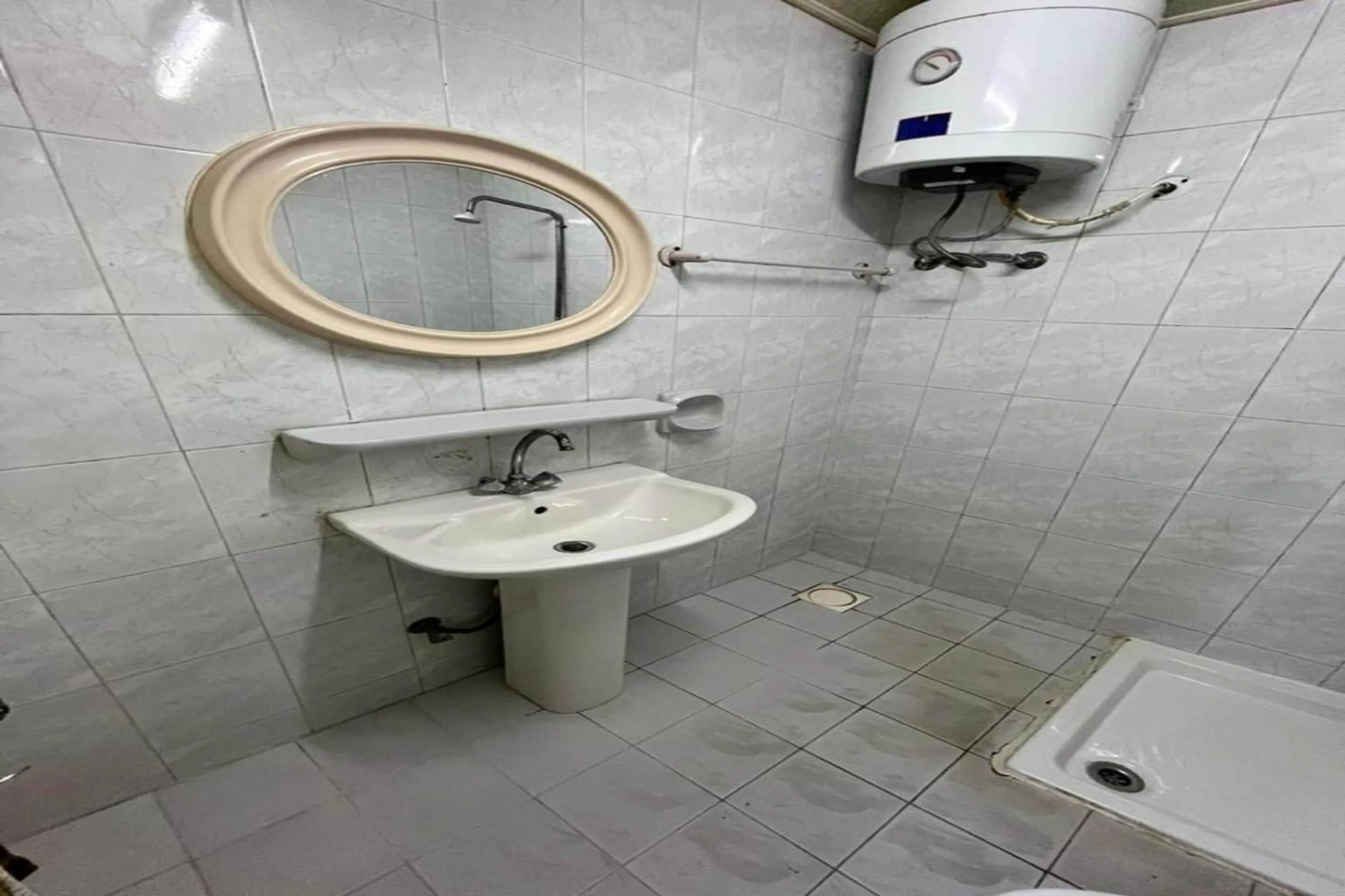 Bathroom in Super OYO 149 Bait Al Ghubaira Furnished Flat