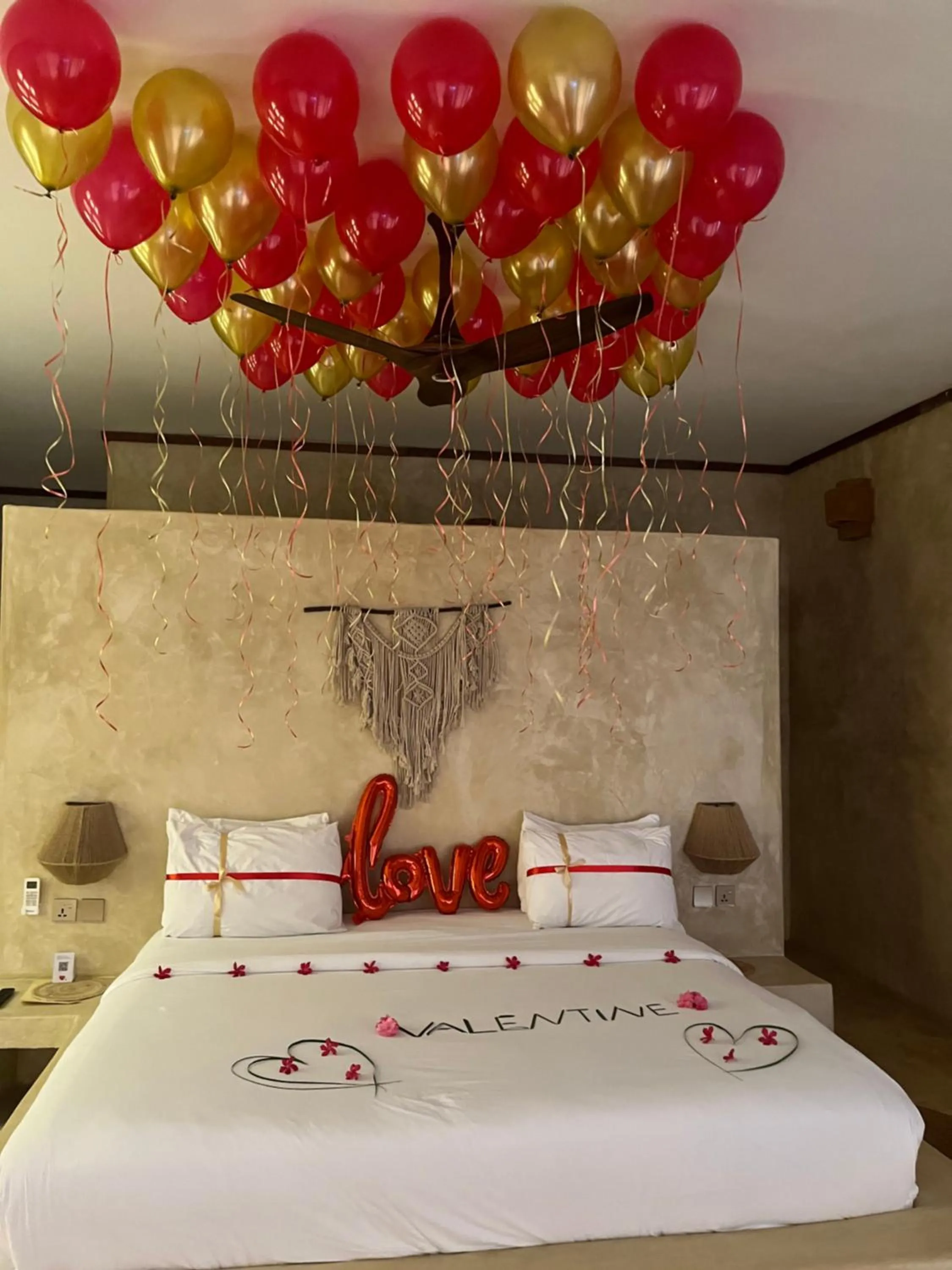 Bedroom, Bed in Safaya Luxury Villas - Adults only