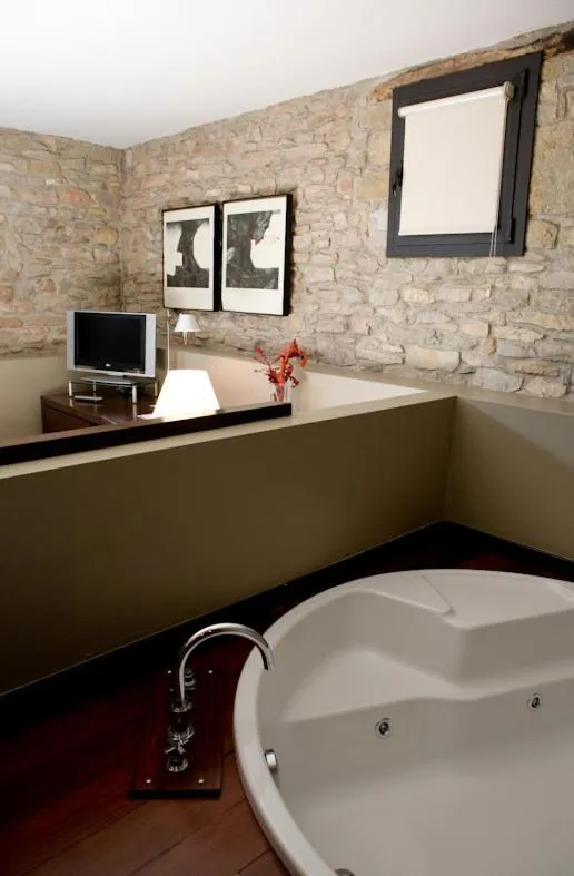 TV and multimedia in Mas Albereda