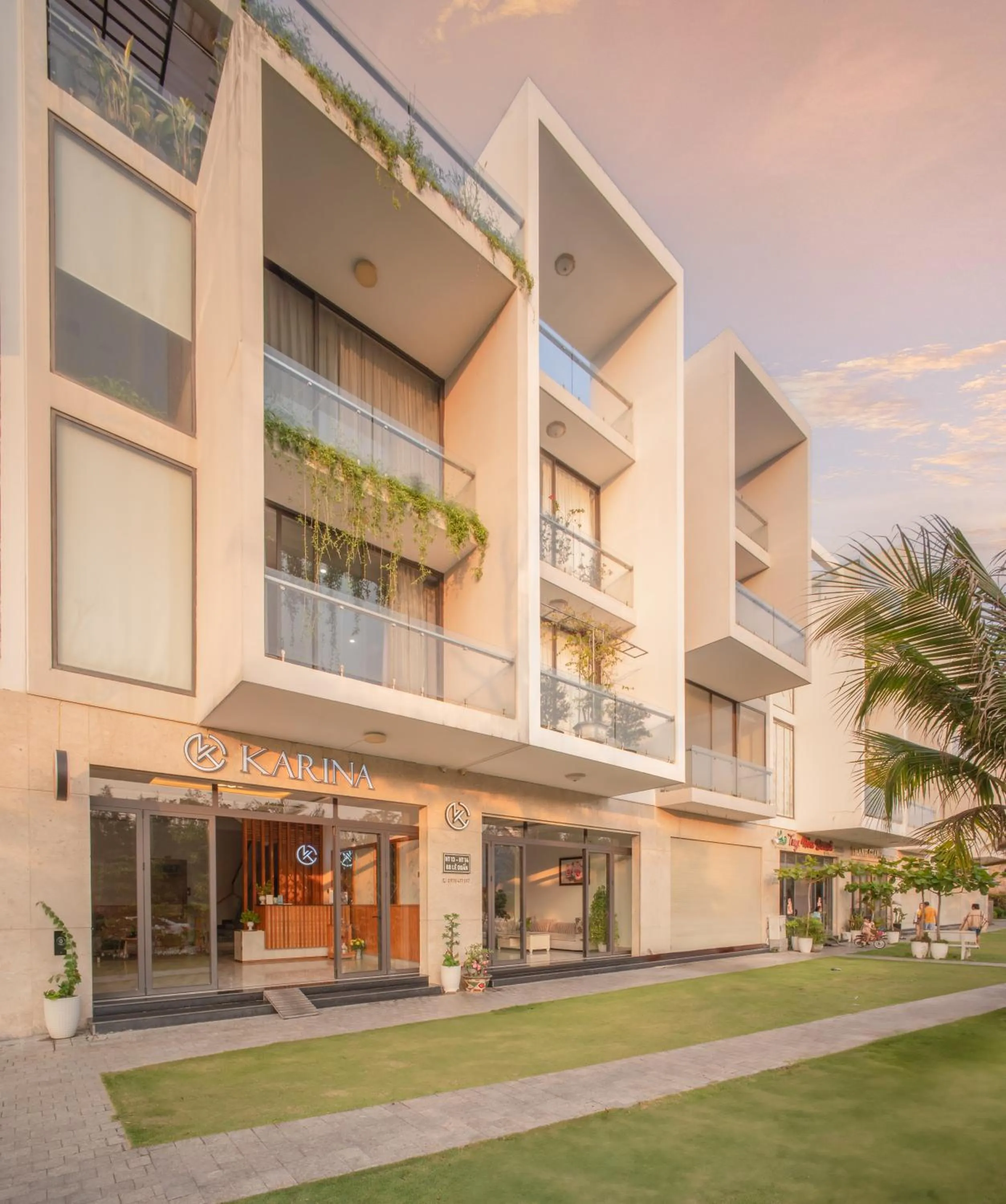 Property building in Khách sạn gần biển Karina Phú Yên