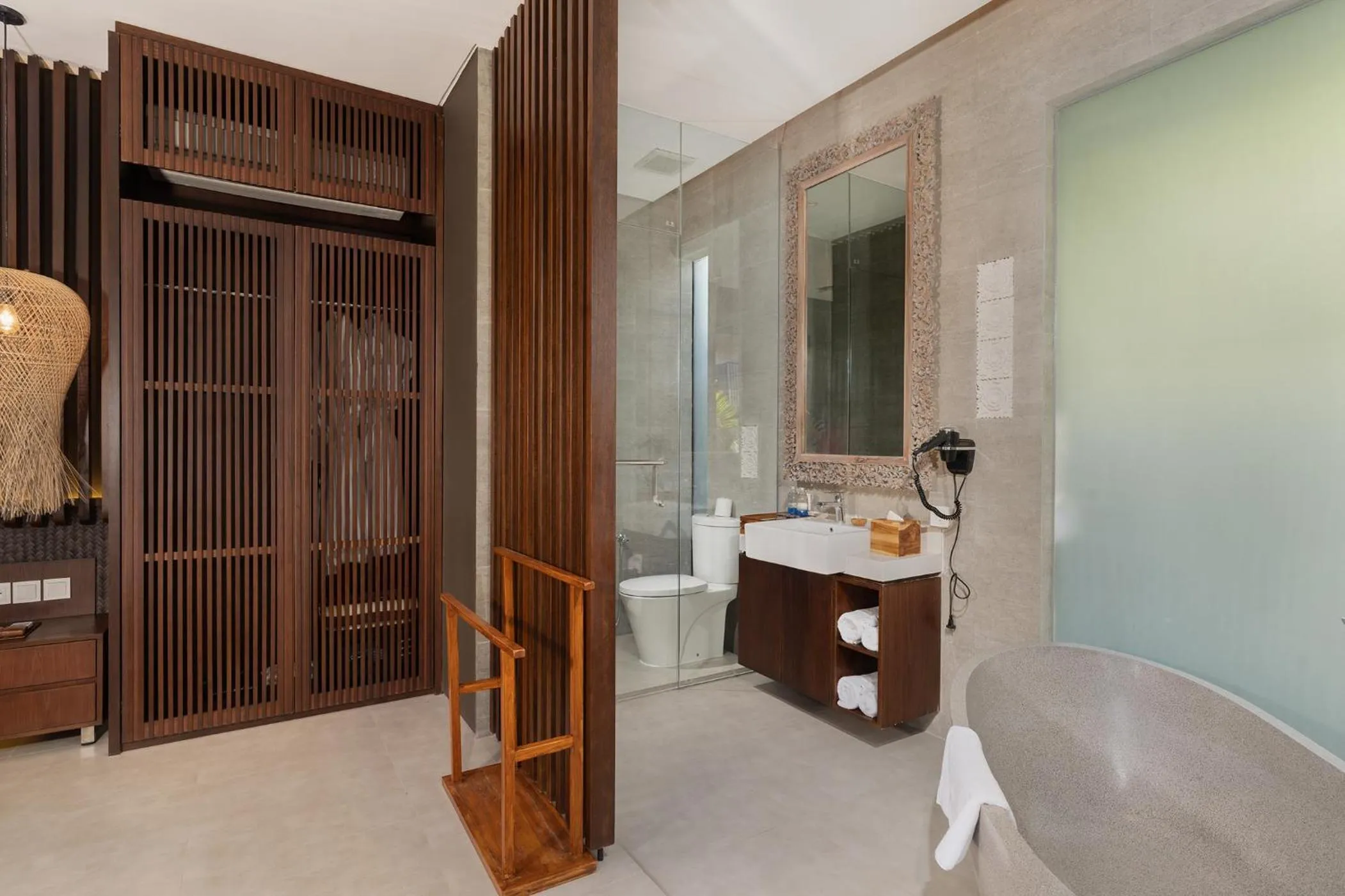 Shower in The Ning Resort Ubud