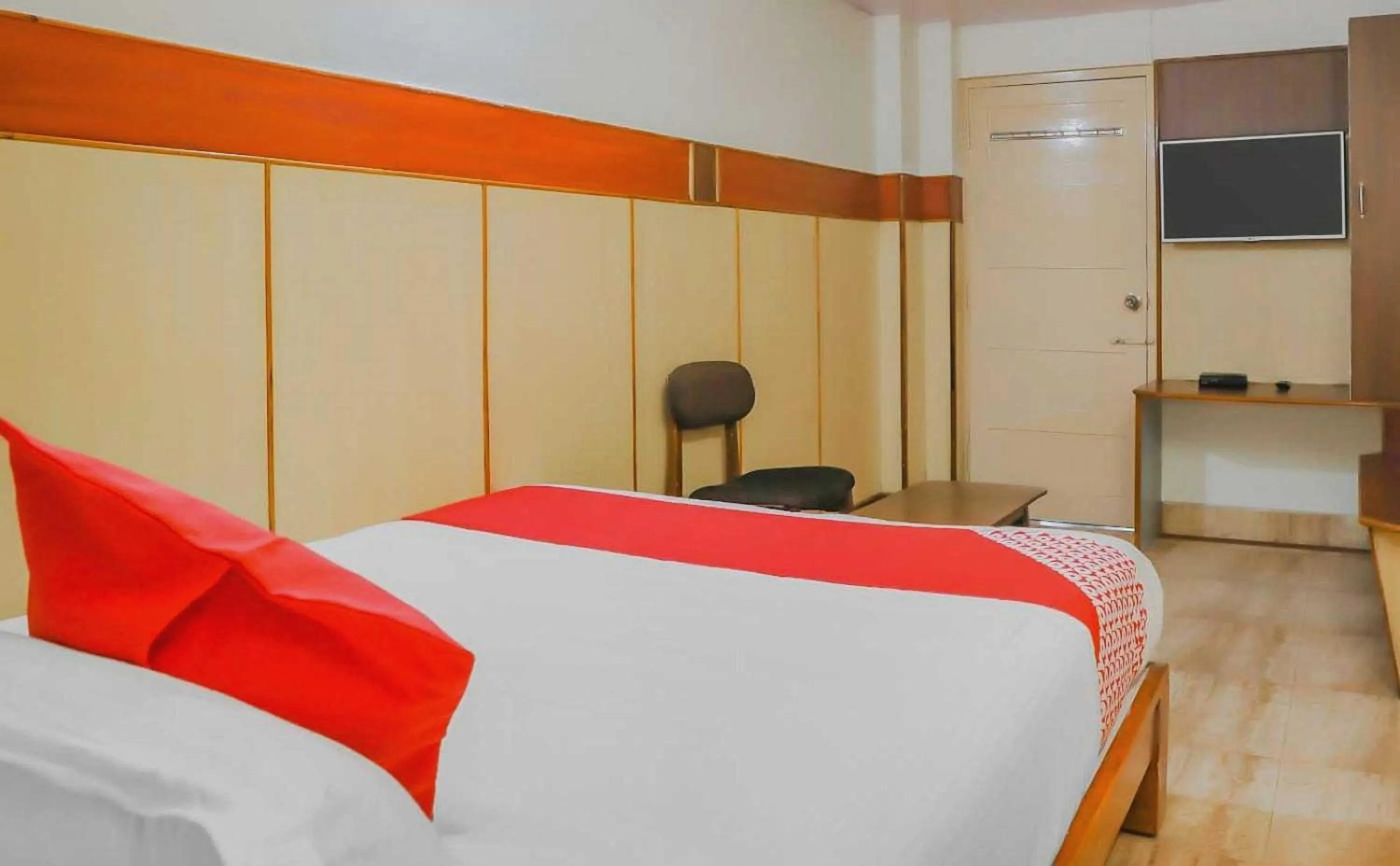 Bedroom in Hotel O Sai Vishram