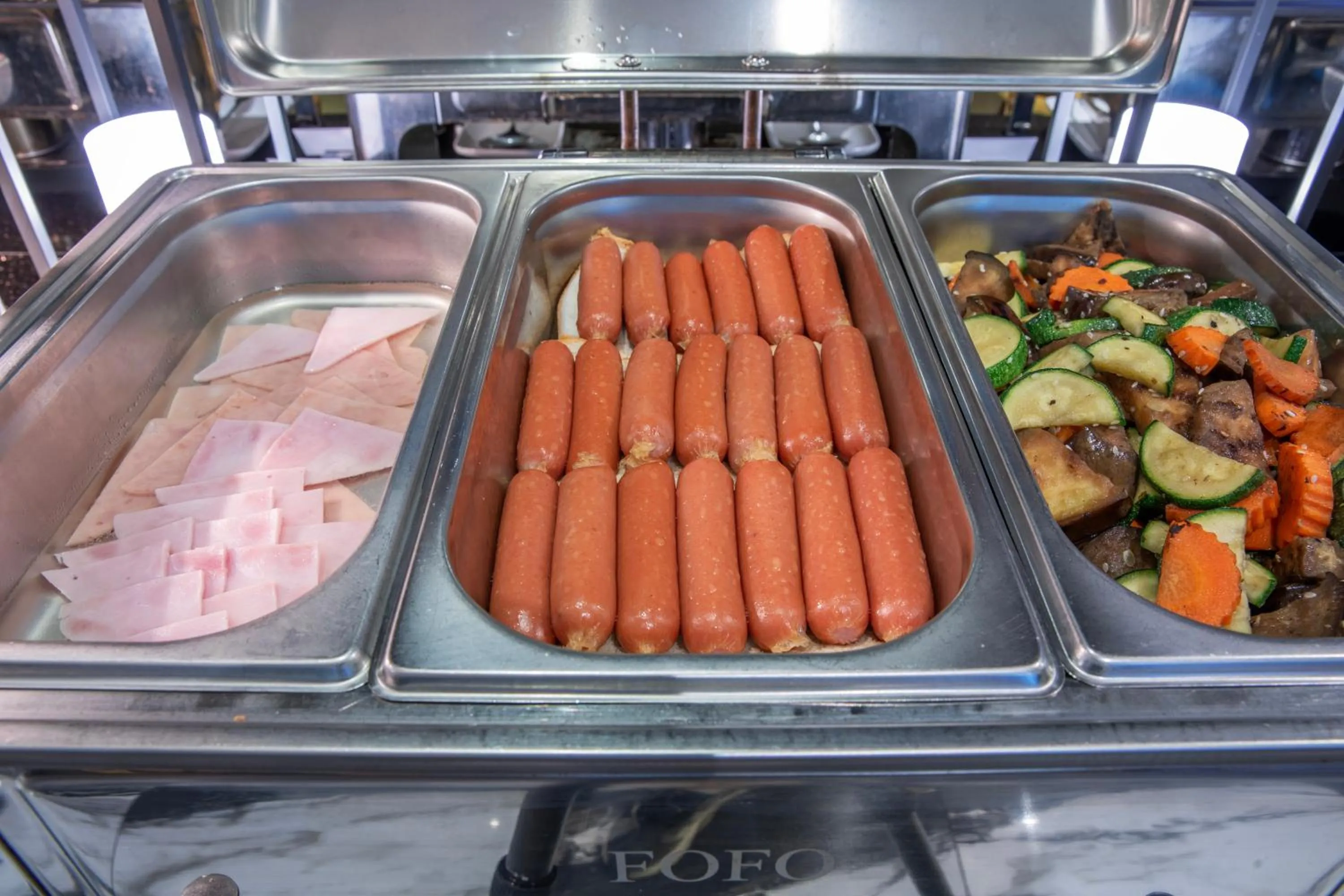 Restaurant/places to eat in Best Western Ratchada Hotel