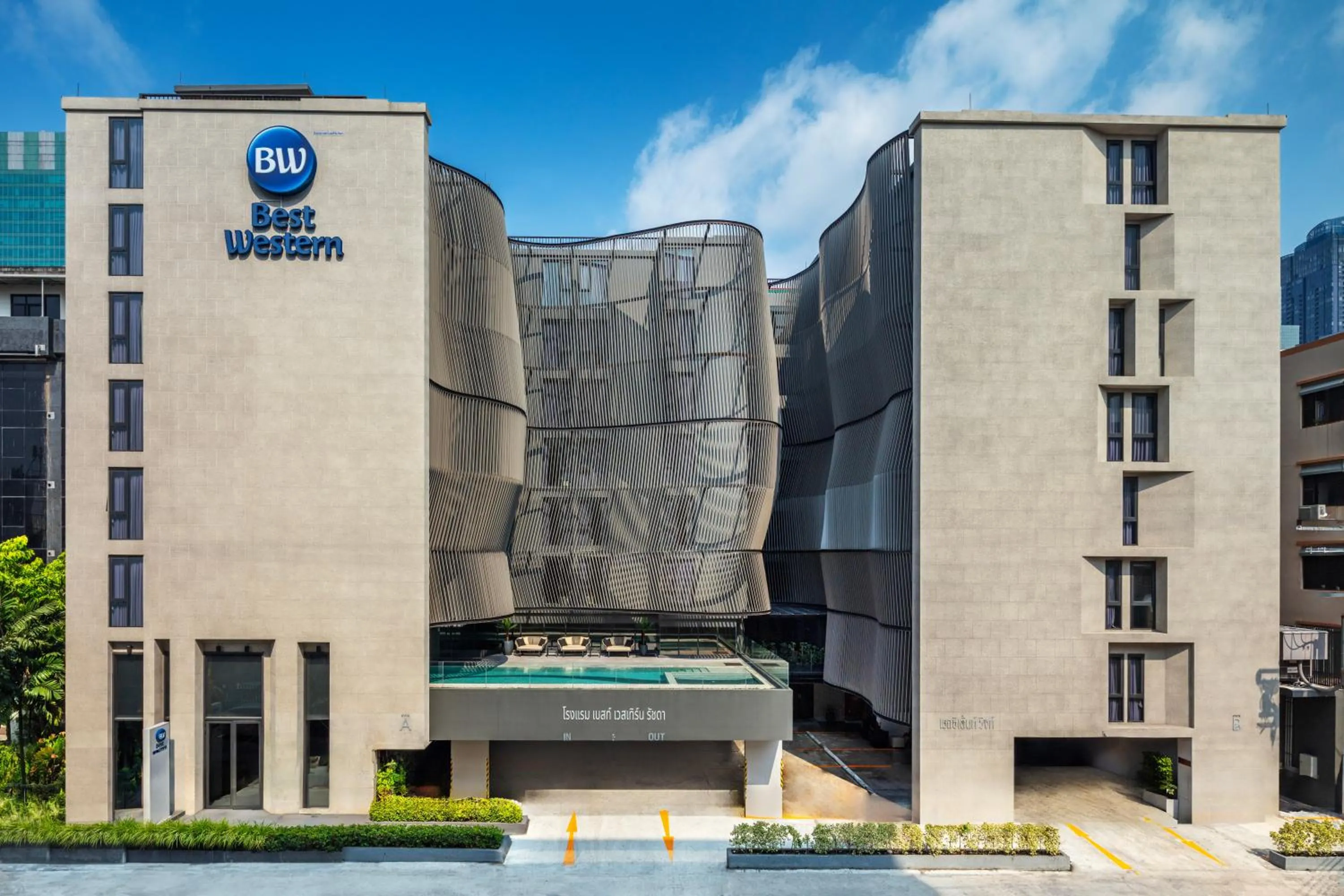 Property building in Best Western Ratchada Hotel