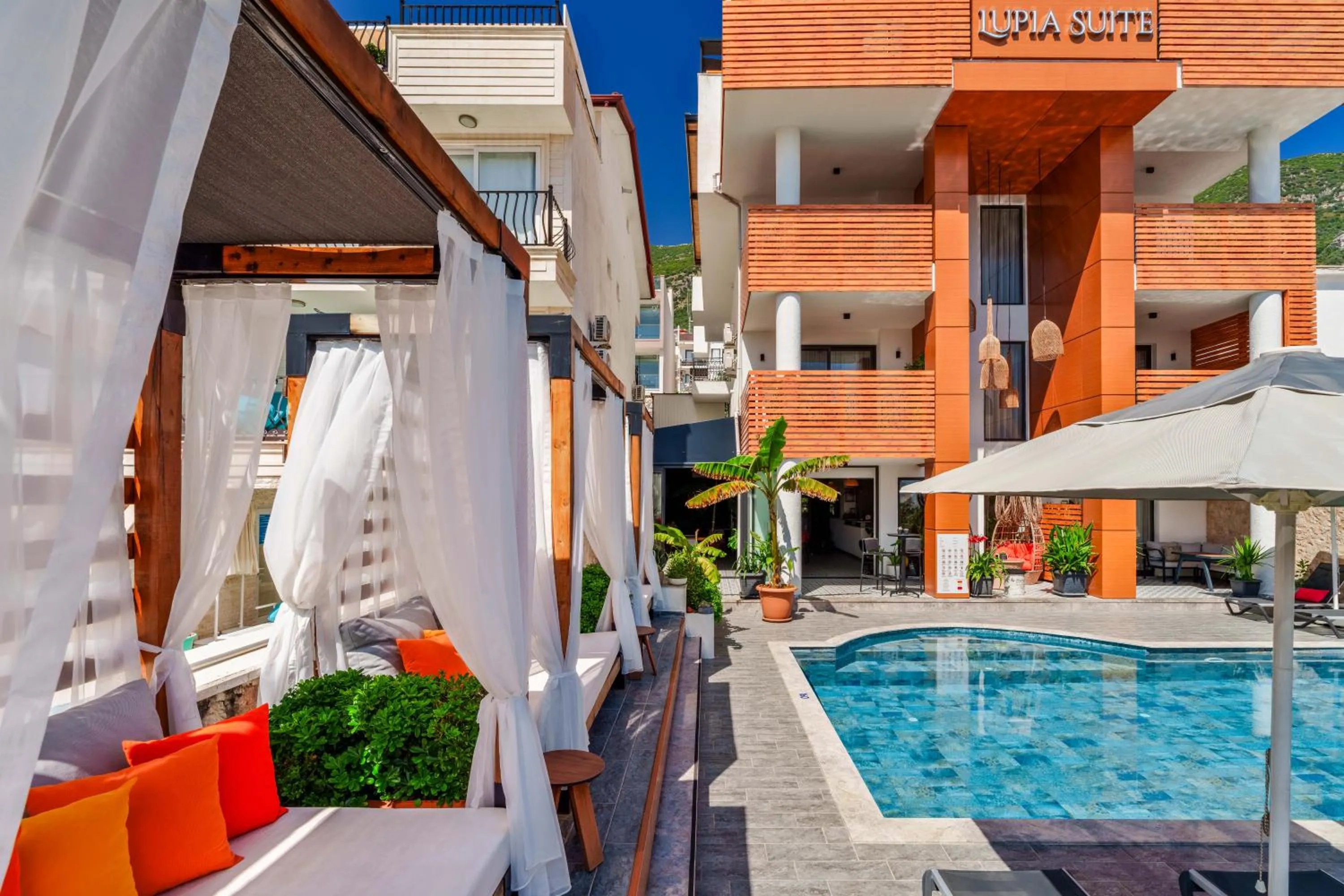 Property building in Lupia Suites