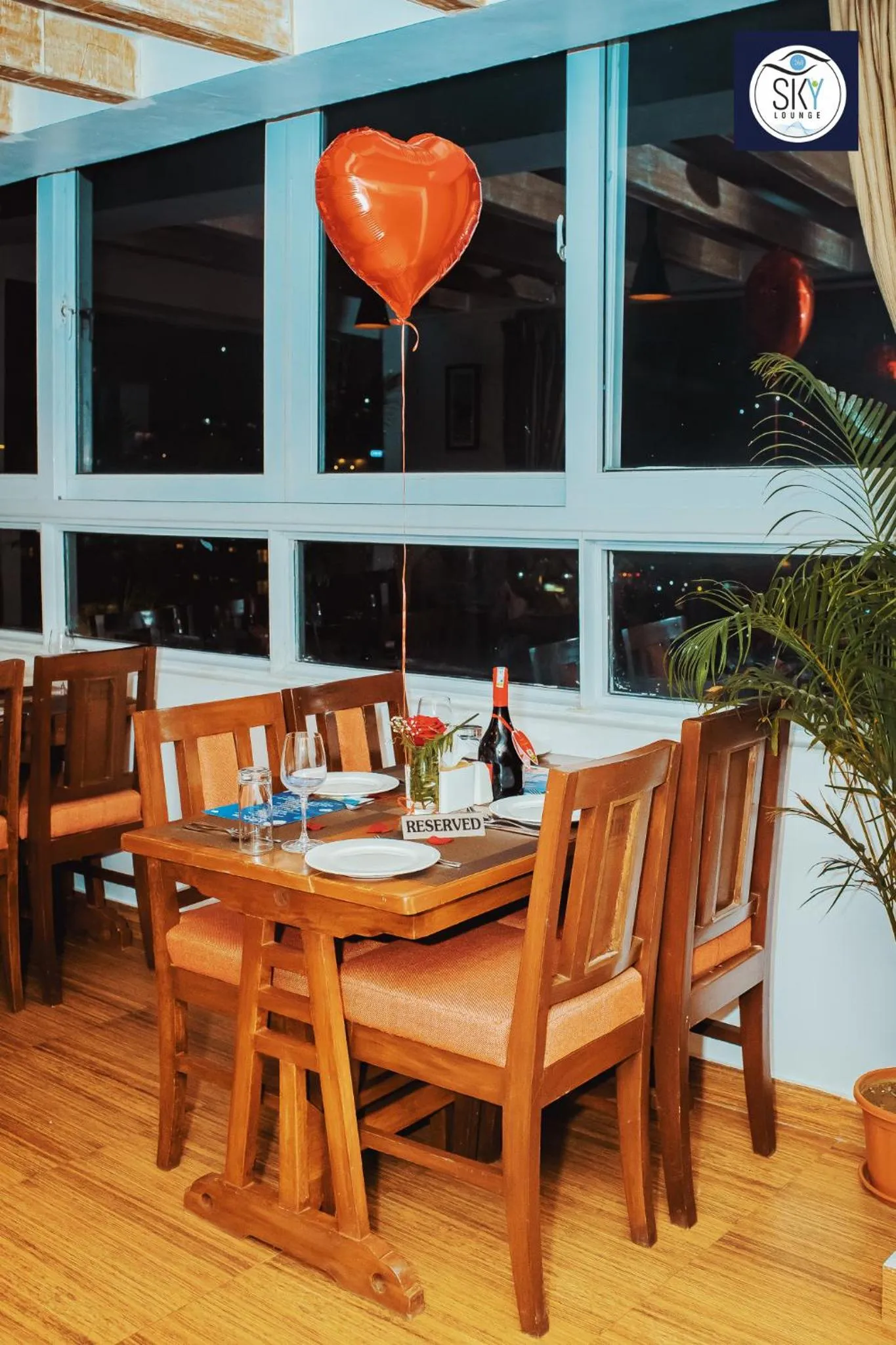 Restaurant/places to eat in Himalayan Glory Inn