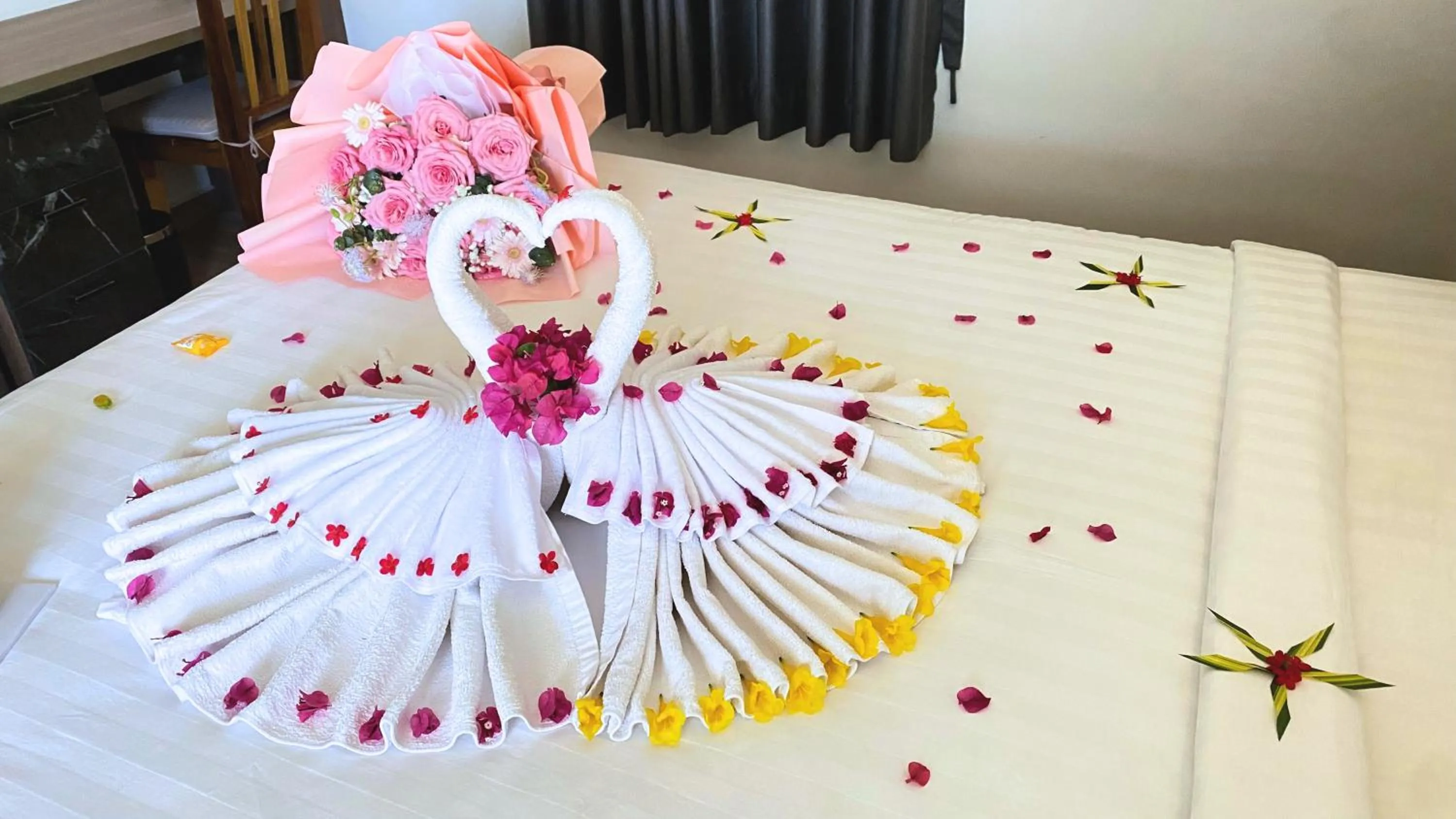 Bedroom in LAM BUNGALOW Resort & Spa