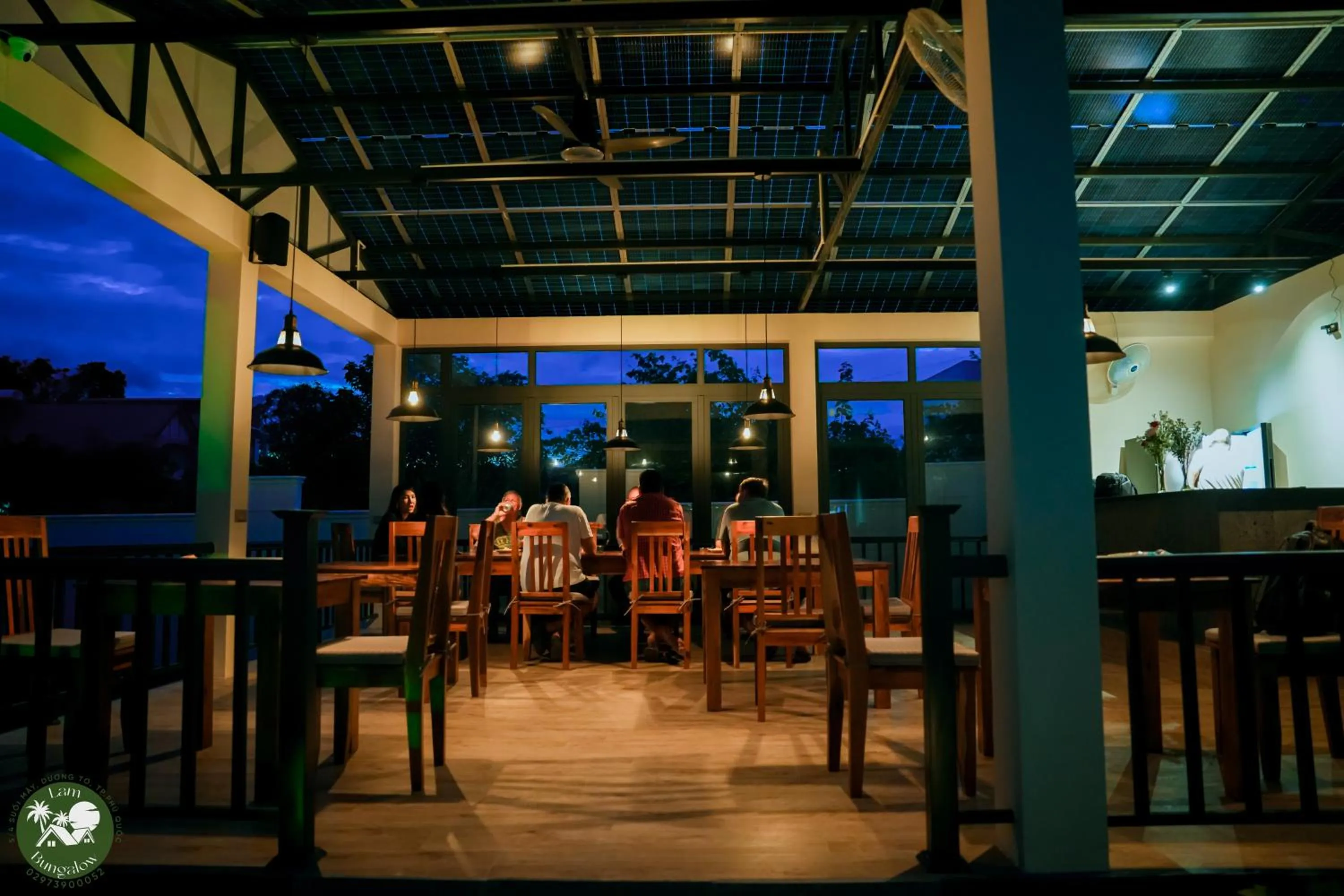 Restaurant/places to eat in LAM BUNGALOW Resort & Spa
