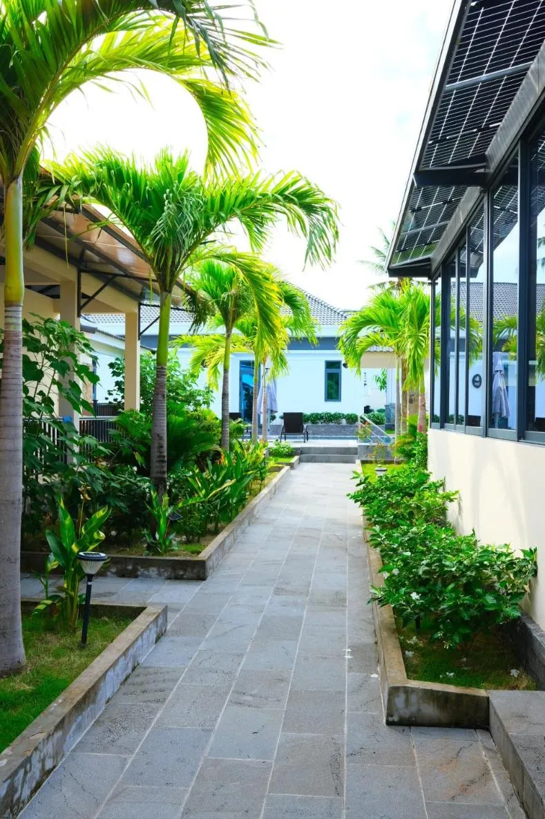 Day in LAM BUNGALOW Resort & Spa