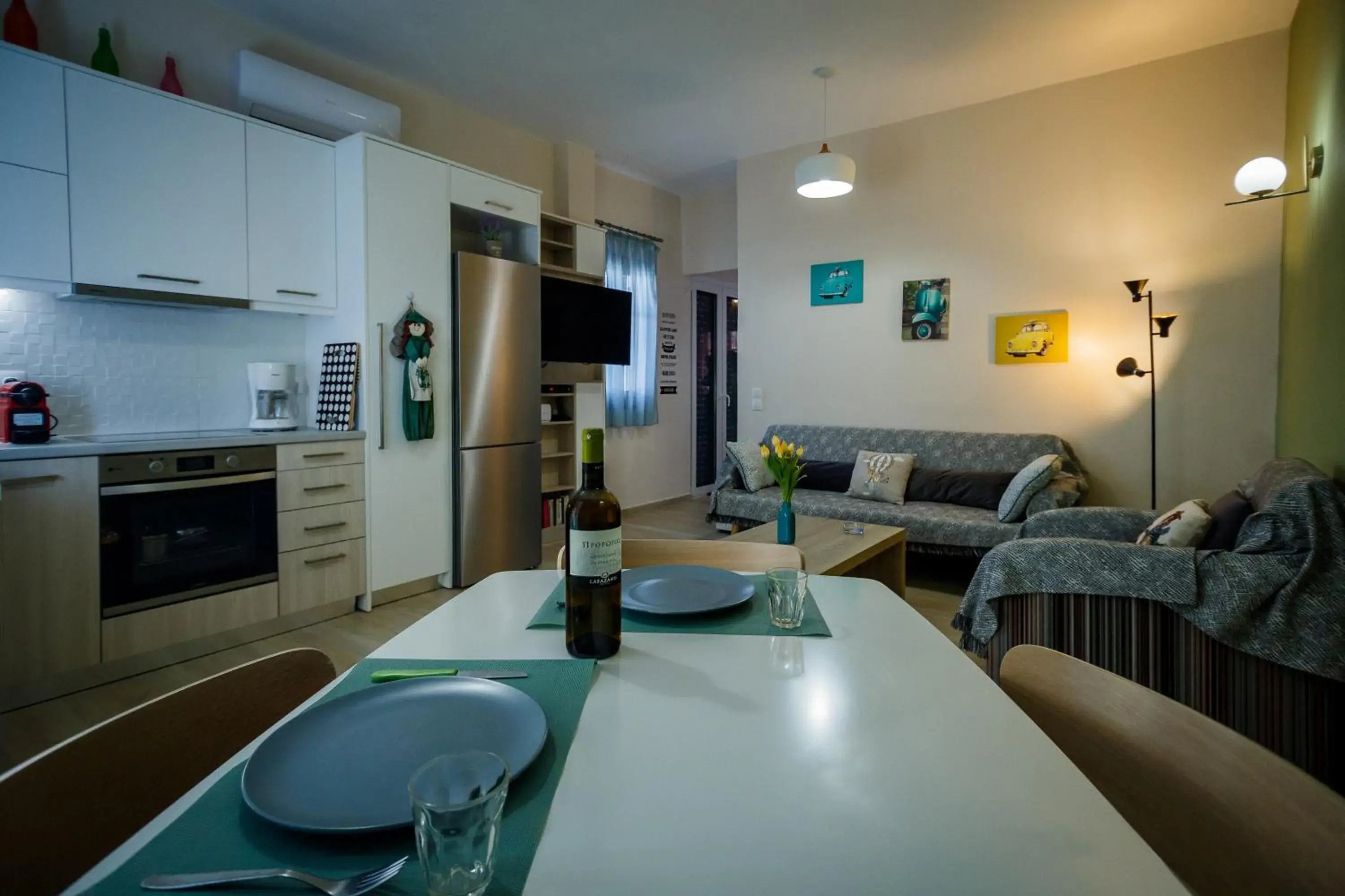 Sunny Sofi Studios Sunny Sofi Studios