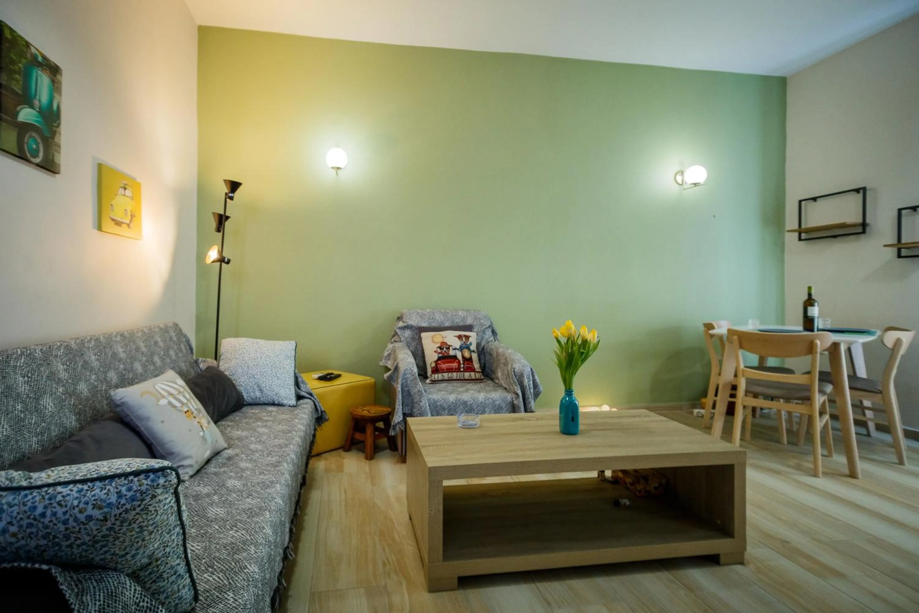 Living room in Sunny Sofi Studios