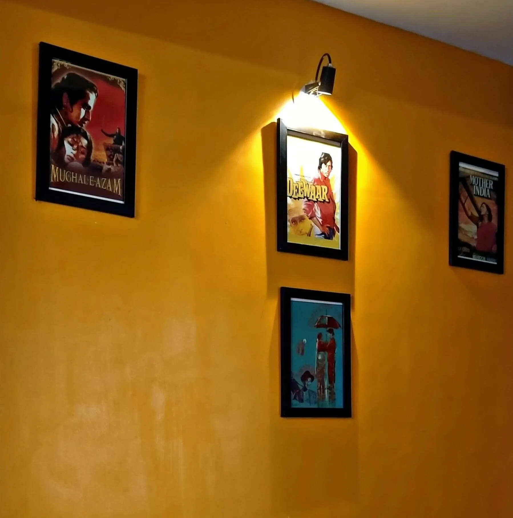 Decorative detail in The Mehran way Homestay