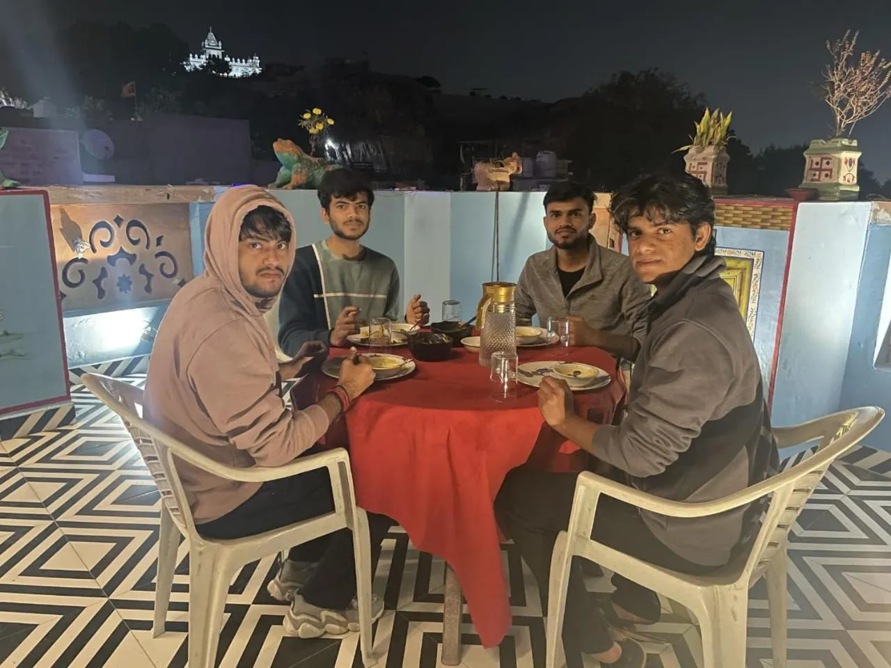 Restaurant/places to eat in The Mehran way Homestay