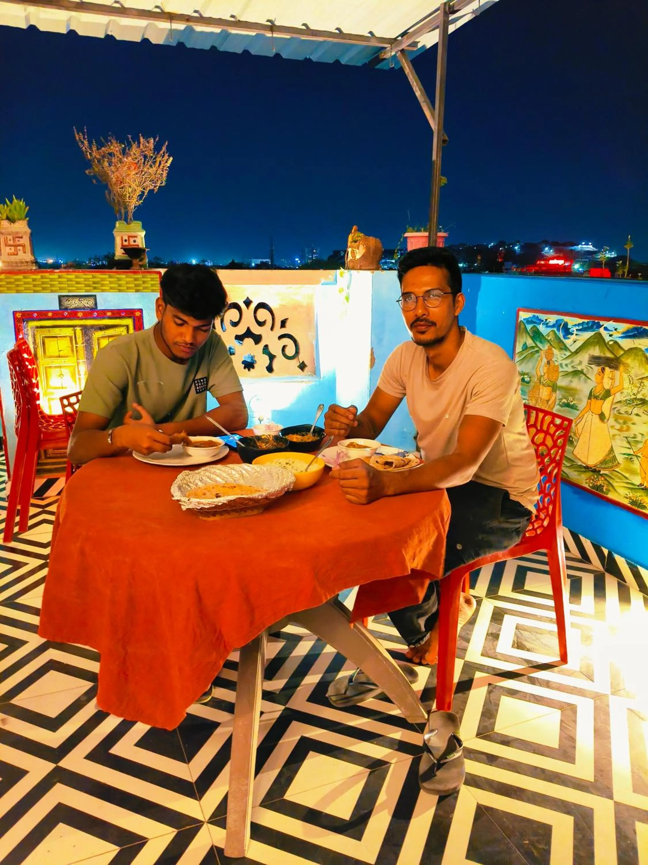 Restaurant/places to eat in The Mehran way Homestay