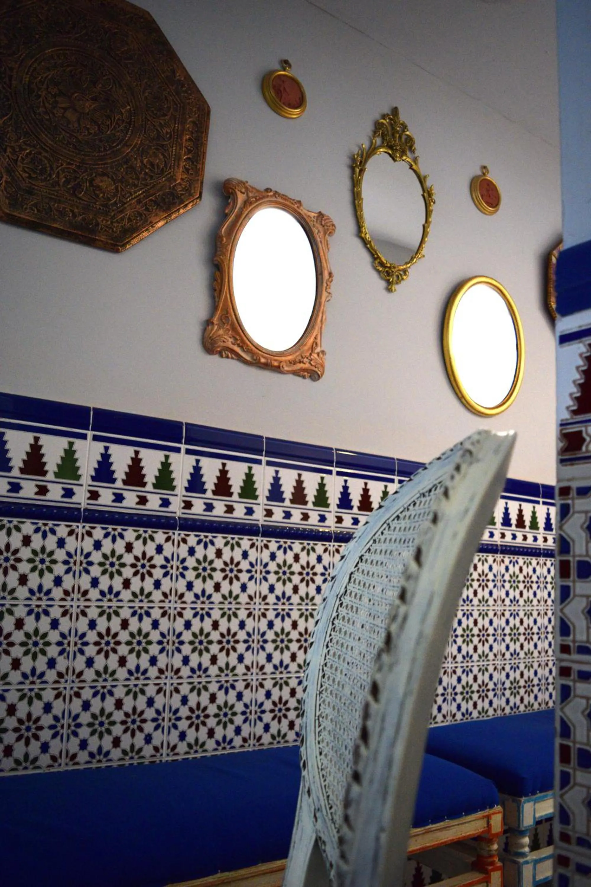 Decorative detail in Pensión Aduar