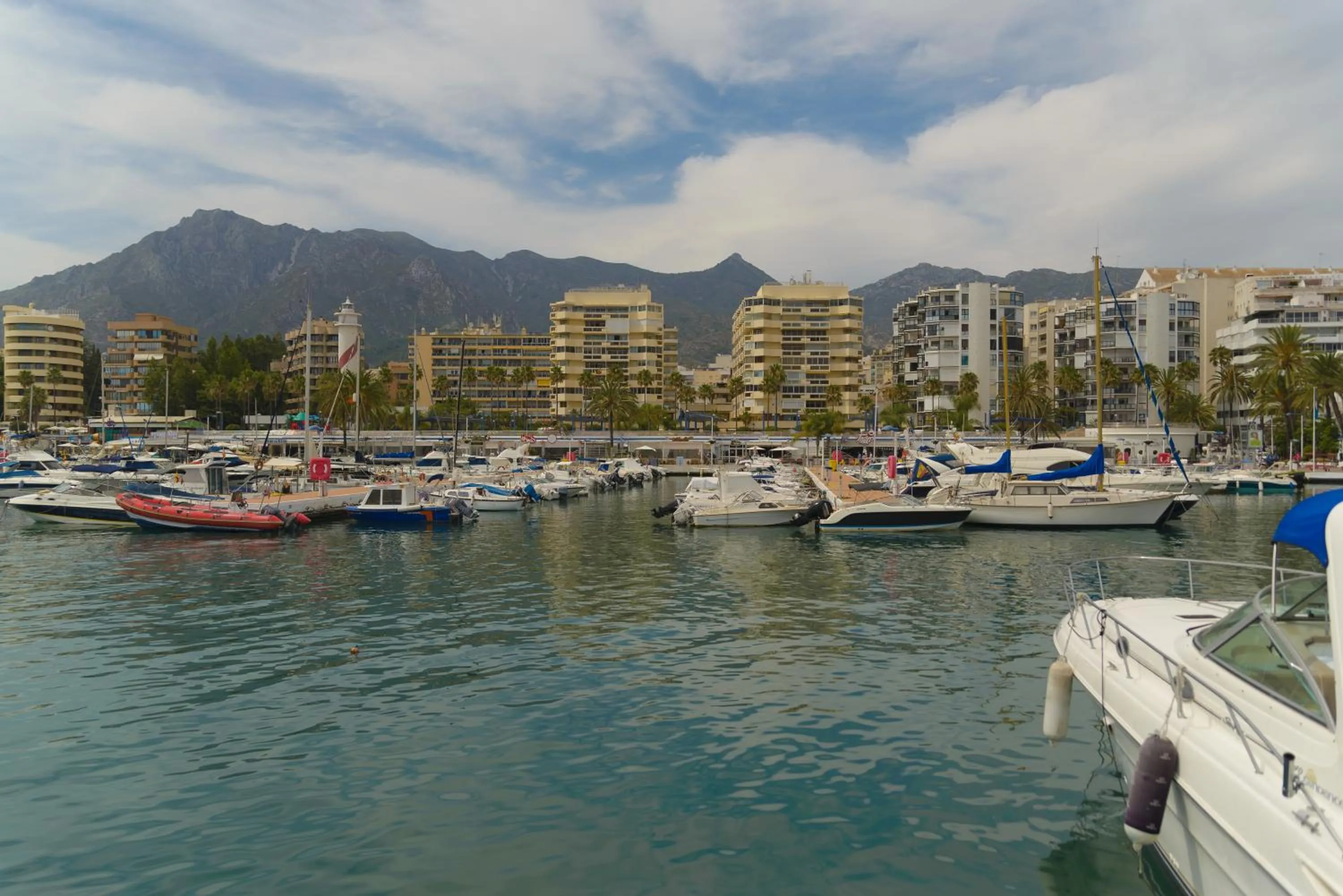 Beach in Pensión Aduar