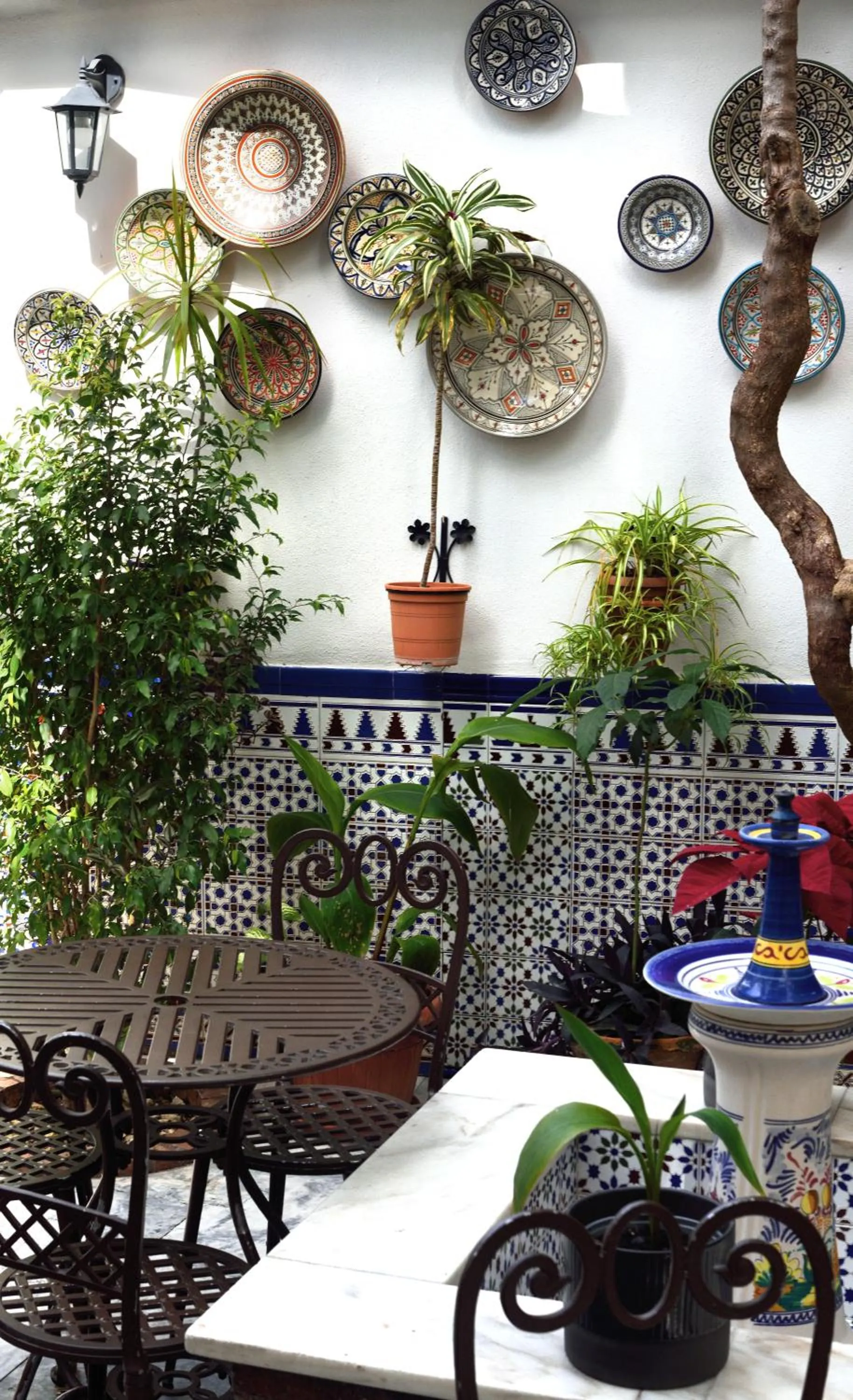 Property building in Pensión Aduar