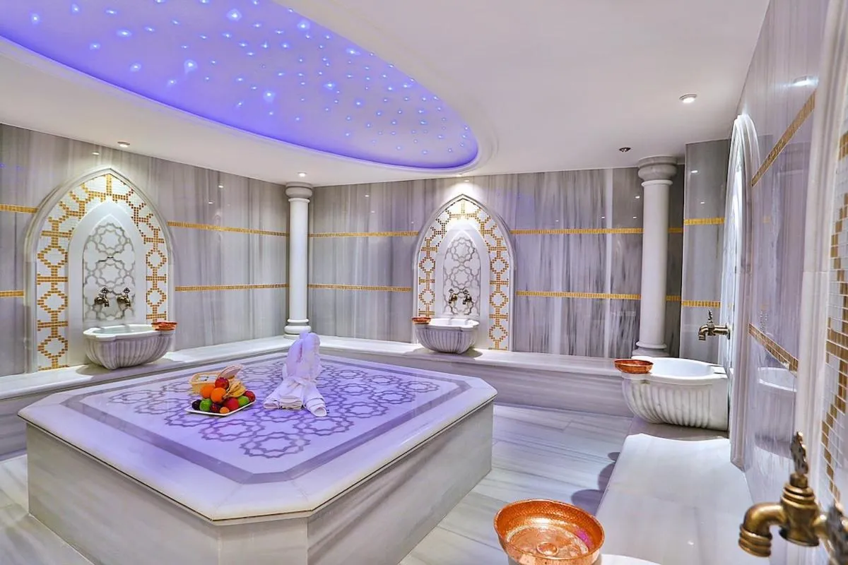 Spa and wellness centre/facilities in Emirhan Palace Hotel