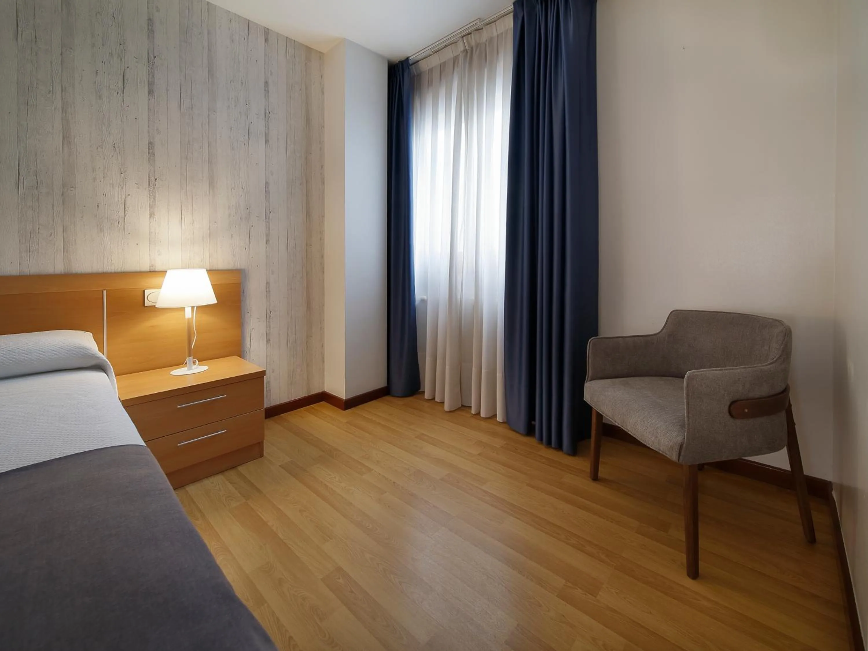 Decorative detail, Bed in Apartamentos Urban Blue, Blue Hotels