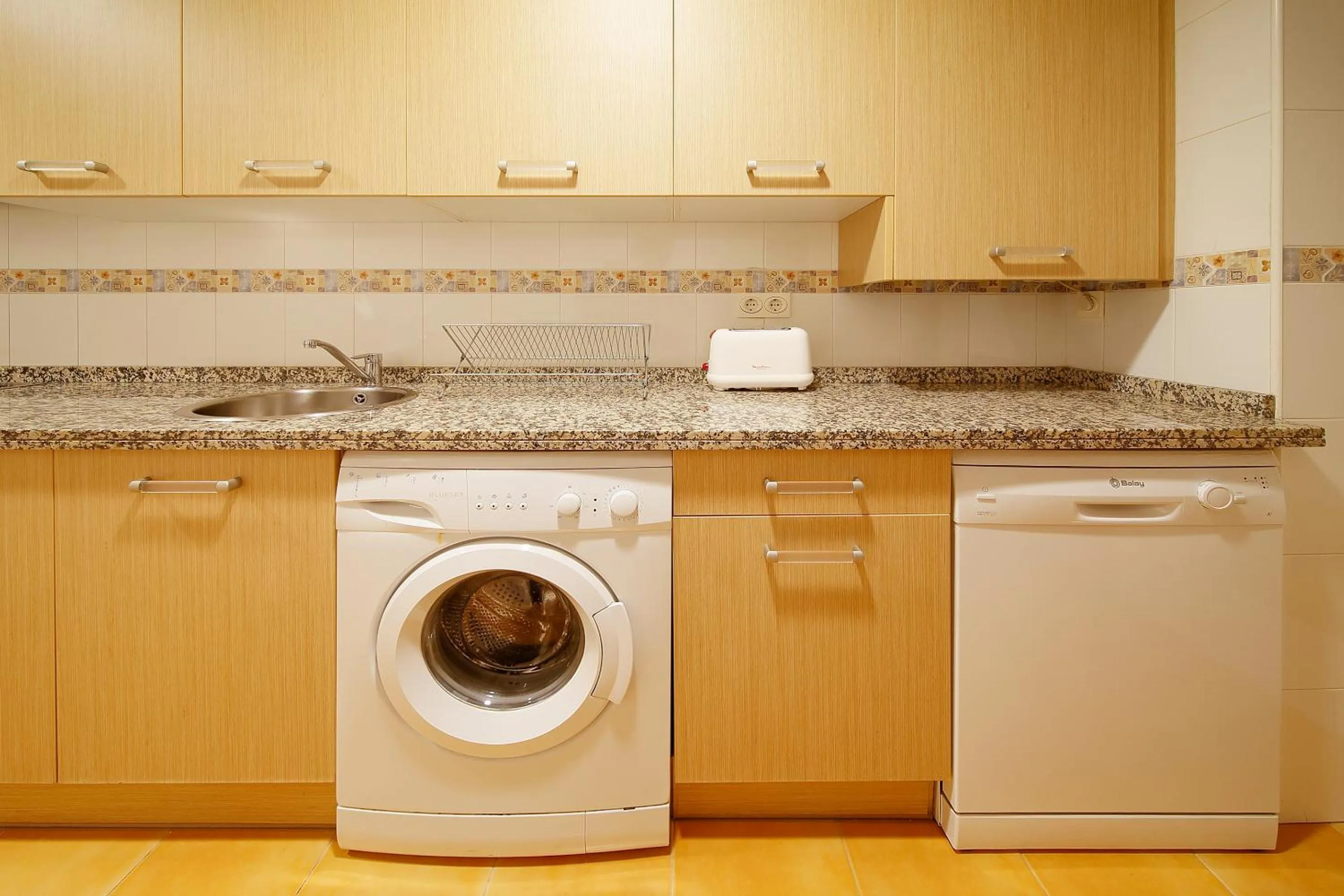 Kitchen or kitchenette in Apartamentos Urban Blue, Blue Hotels