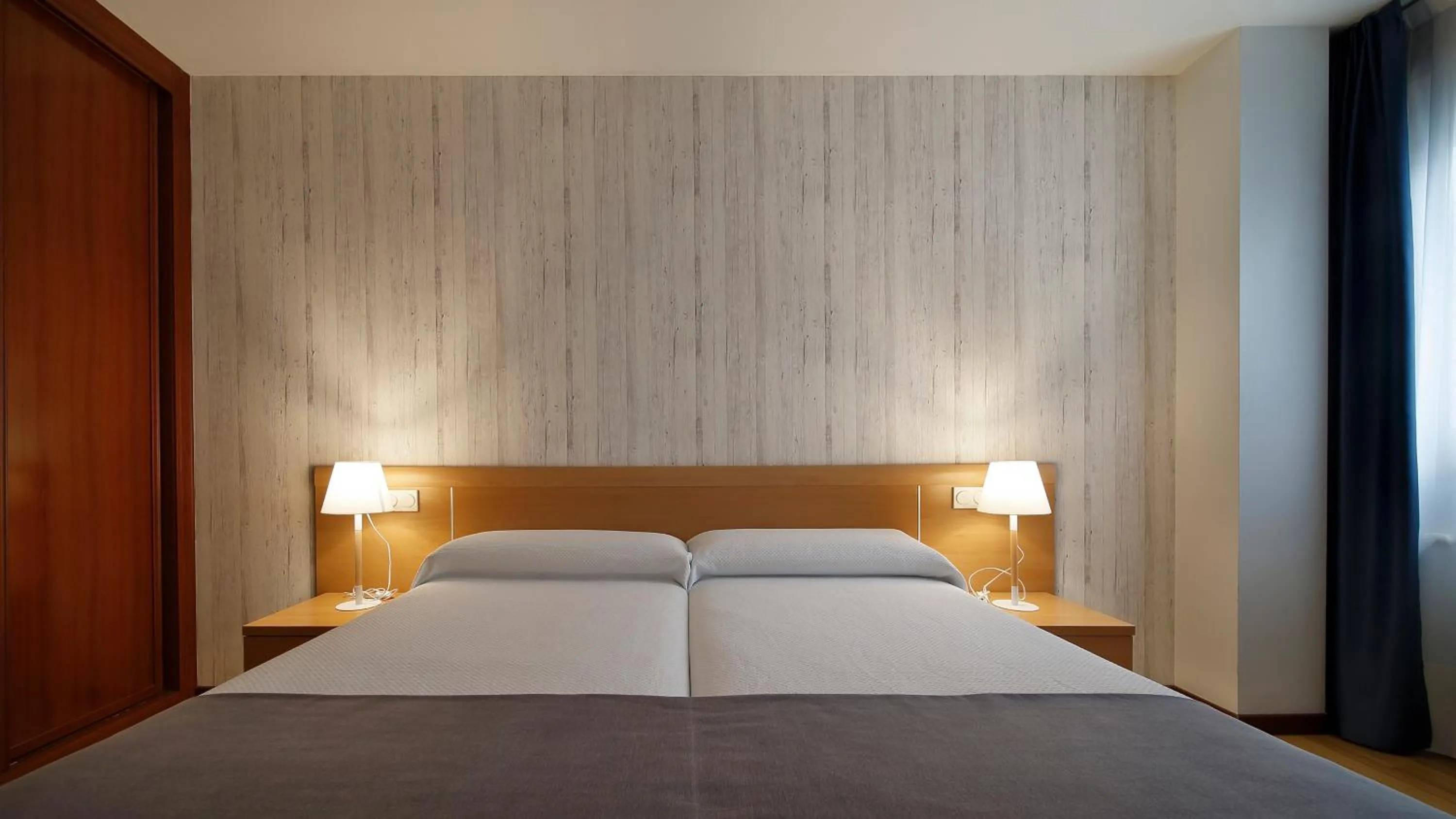 Decorative detail, Bed in Apartamentos Urban Blue, Blue Hotels