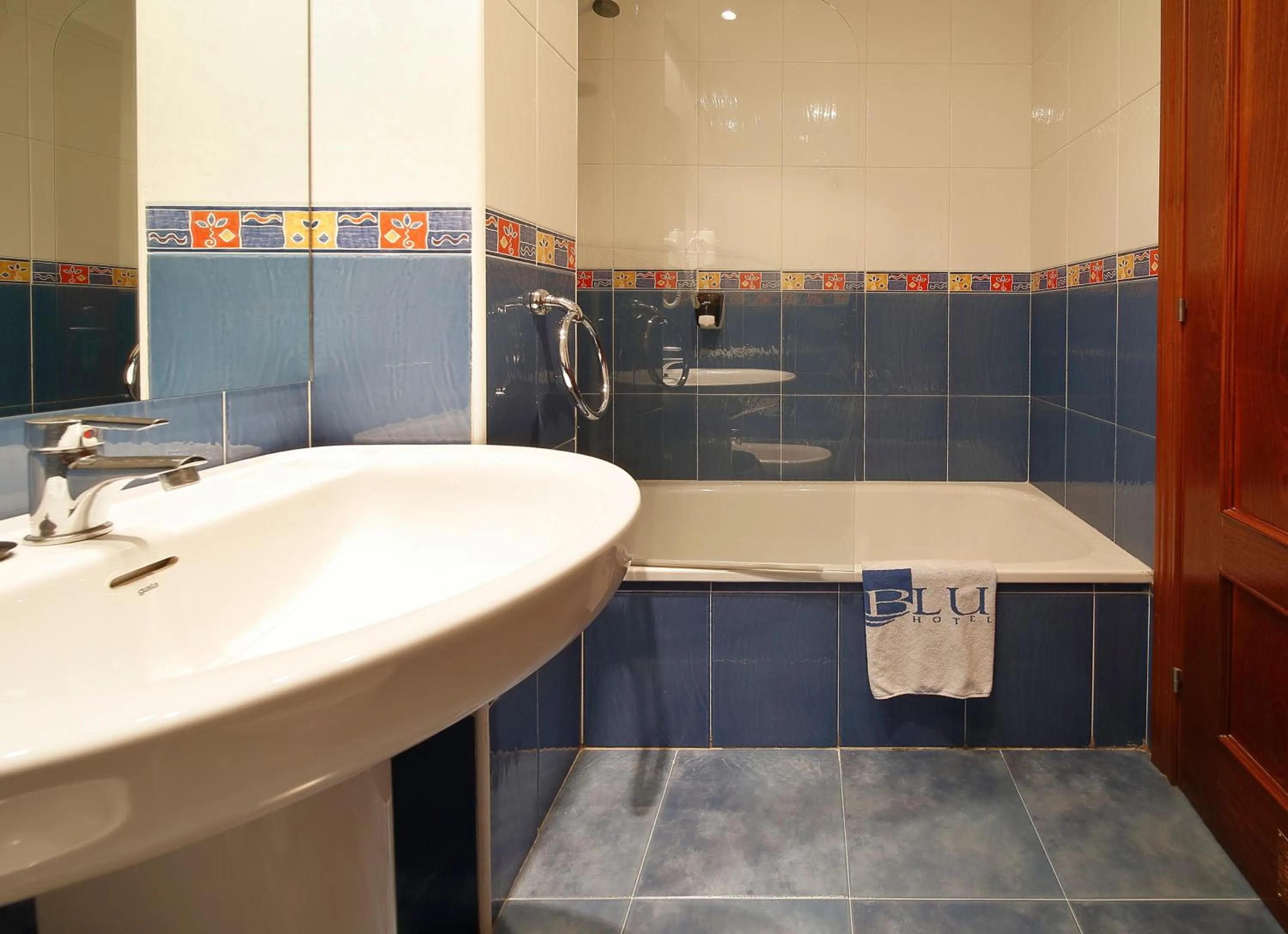 Bathroom in Apartamentos Urban Blue, Blue Hotels