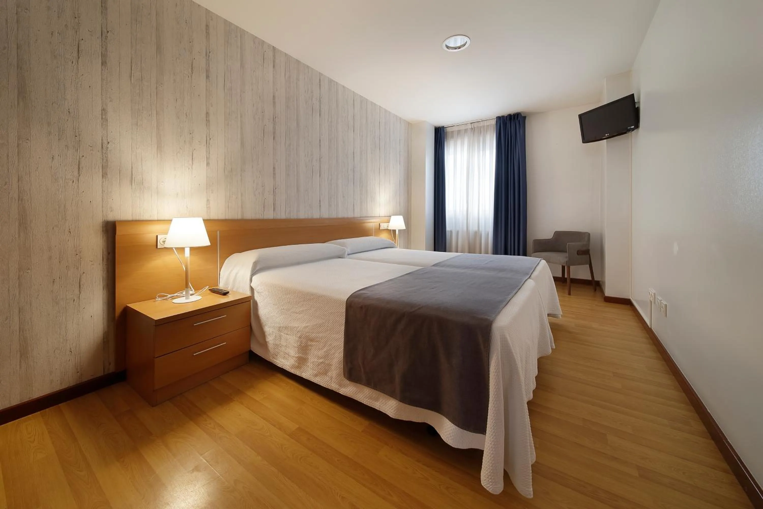 Decorative detail, Bed in Apartamentos Urban Blue, Blue Hotels