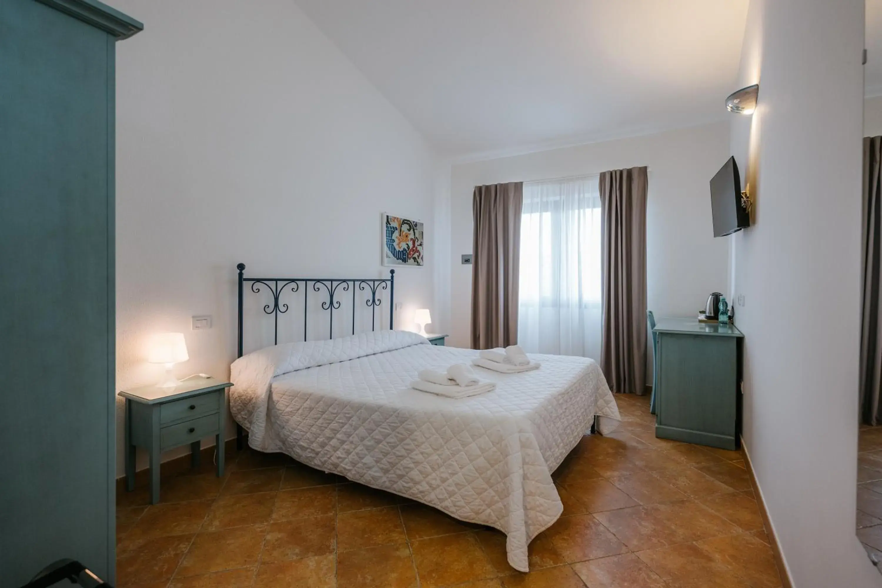 Standard Double Room in La Smeraldina Resort Standard Double Room in La Smeraldina Resort