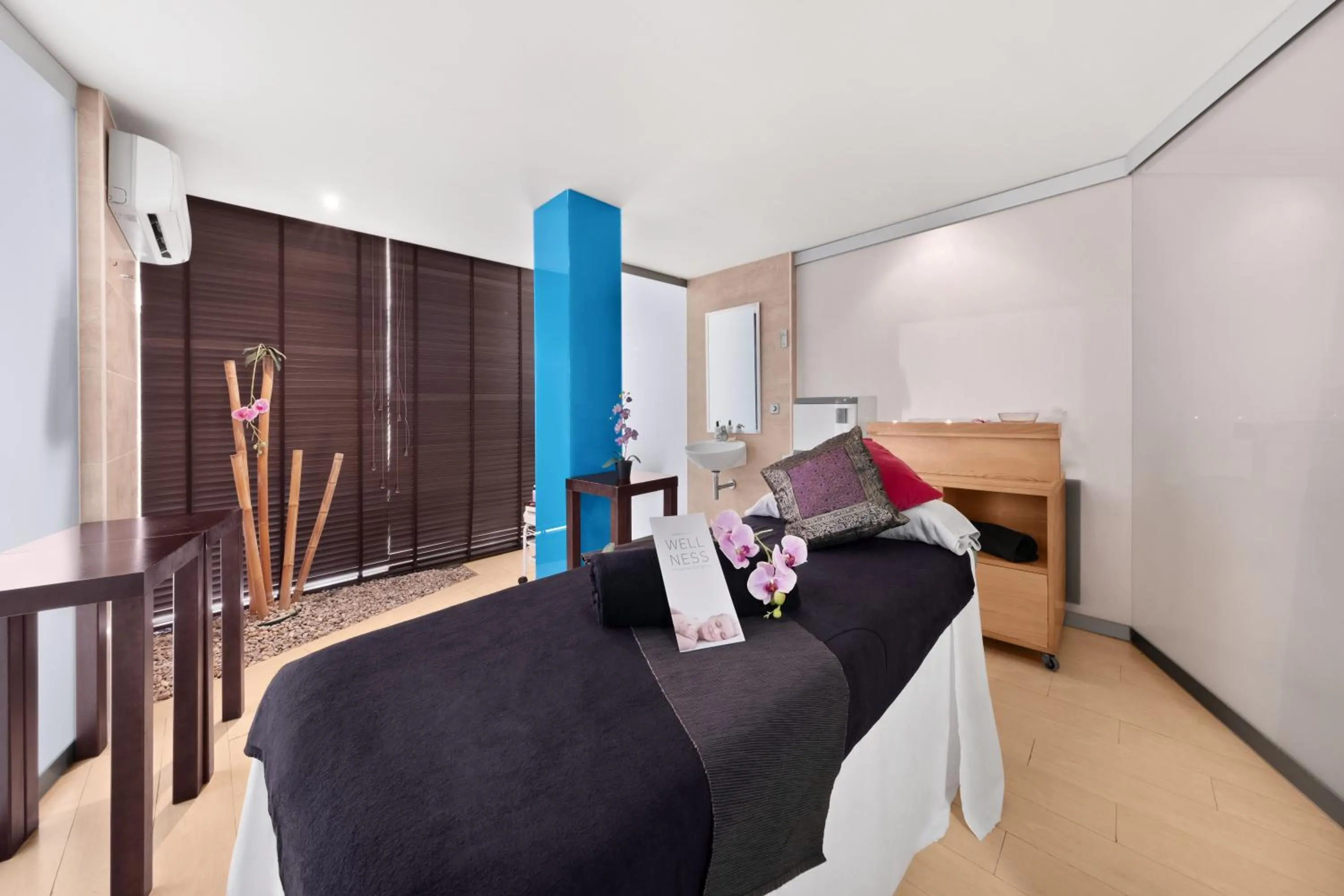 Spa and wellness centre/facilities, Bed in Occidental Cala Viñas