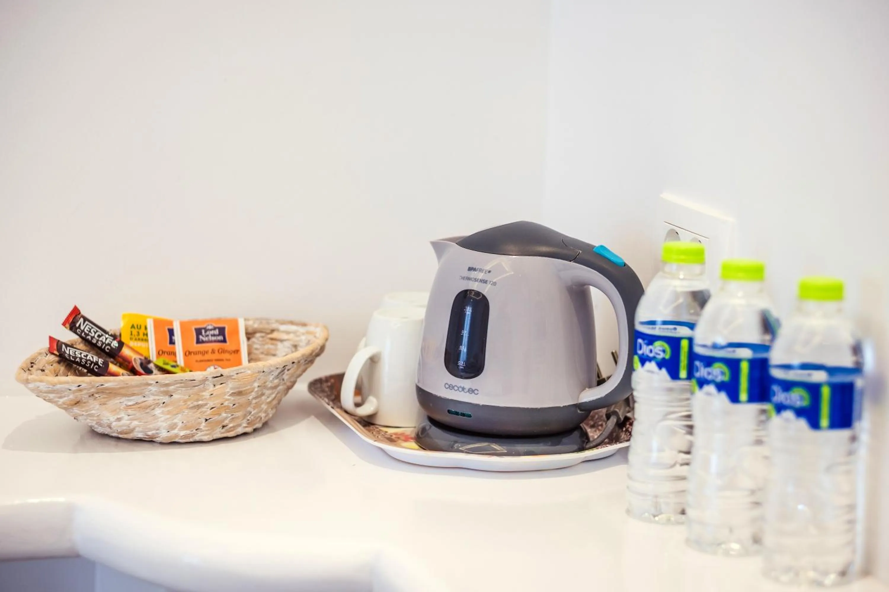 Coffee/tea facilities in Cyclades Hotel