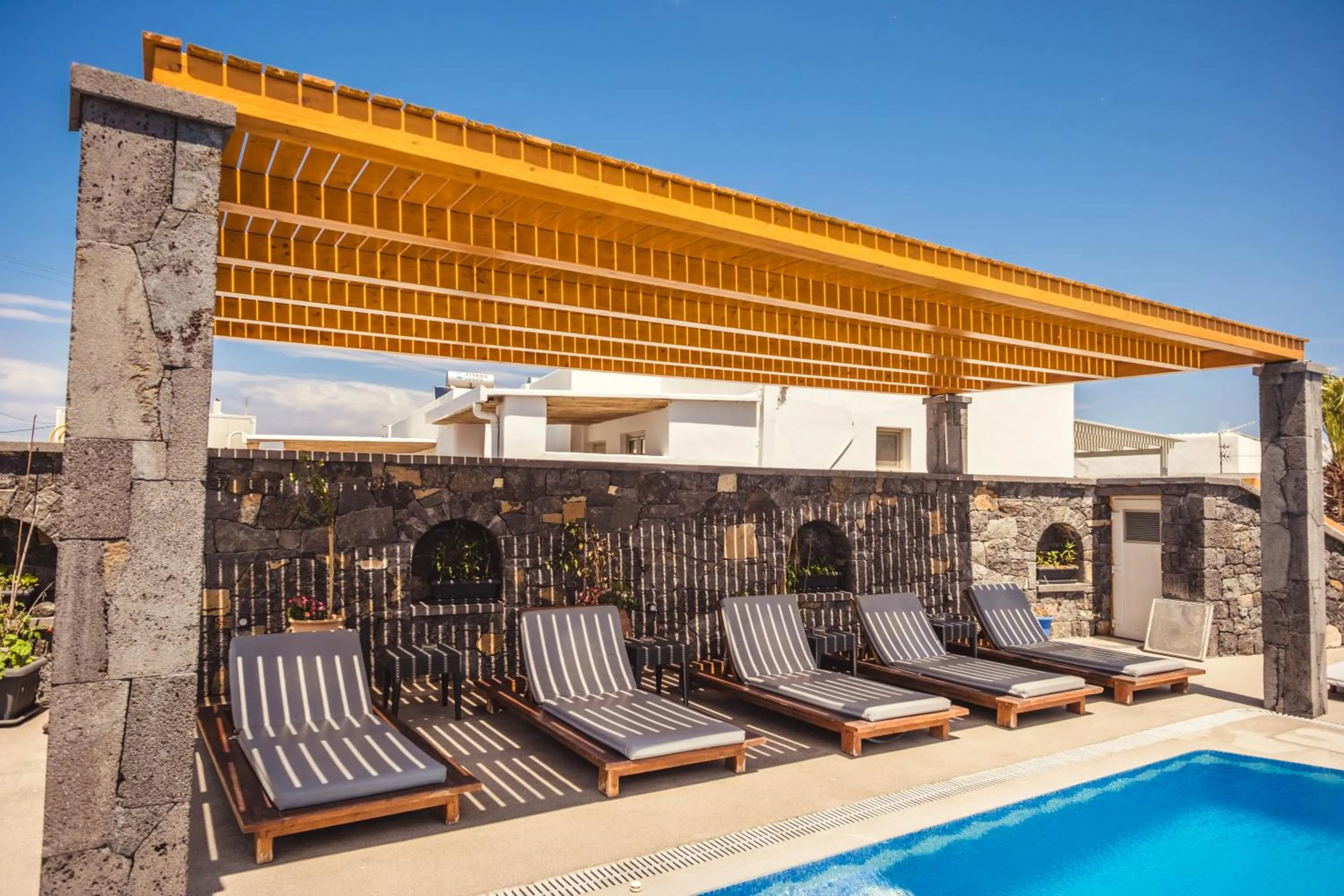 Swimming pool in Cyclades Hotel
