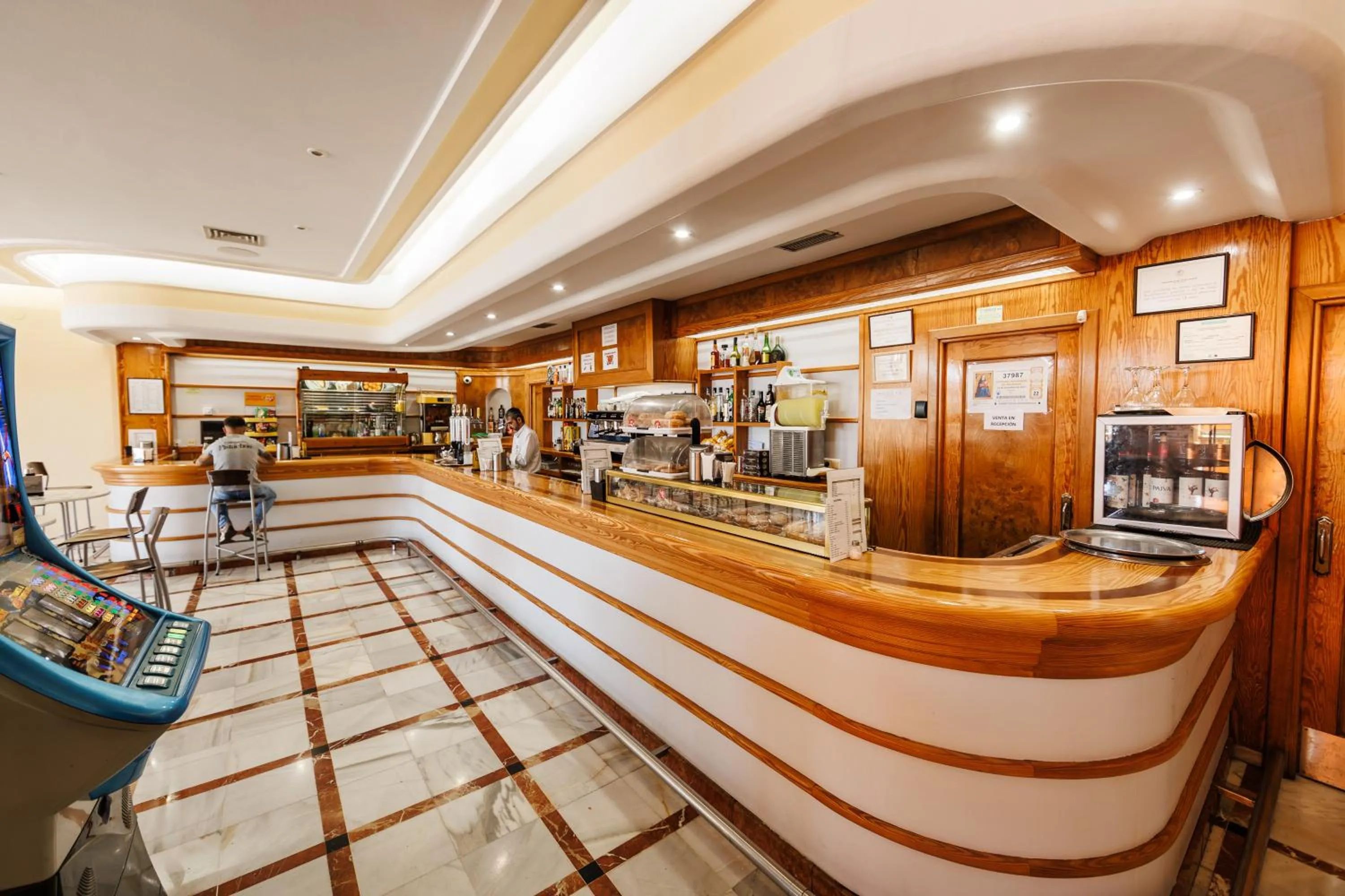 Lounge or bar in Hotel Acosta Vetonia