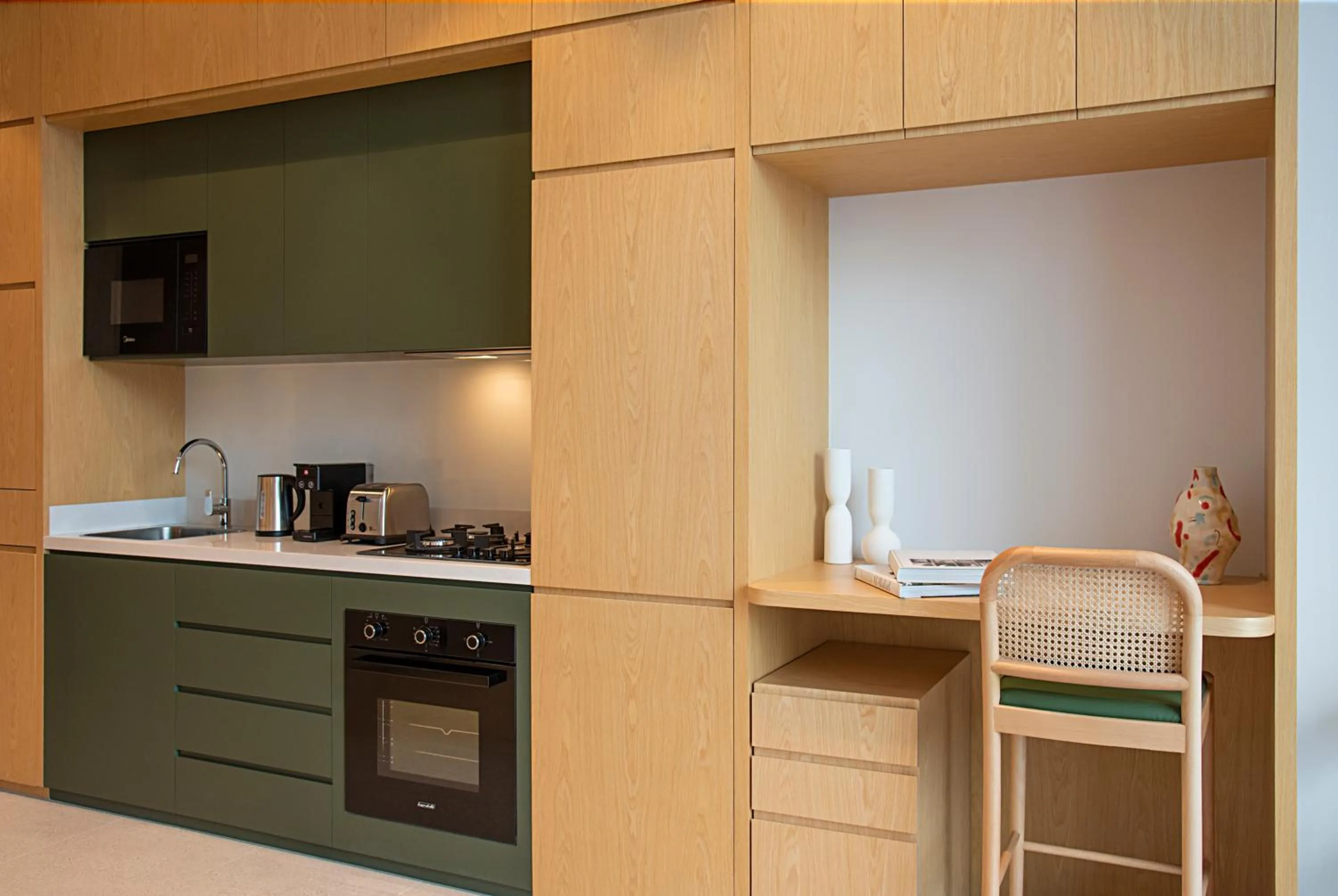 Coffee/tea facilities in The Muse