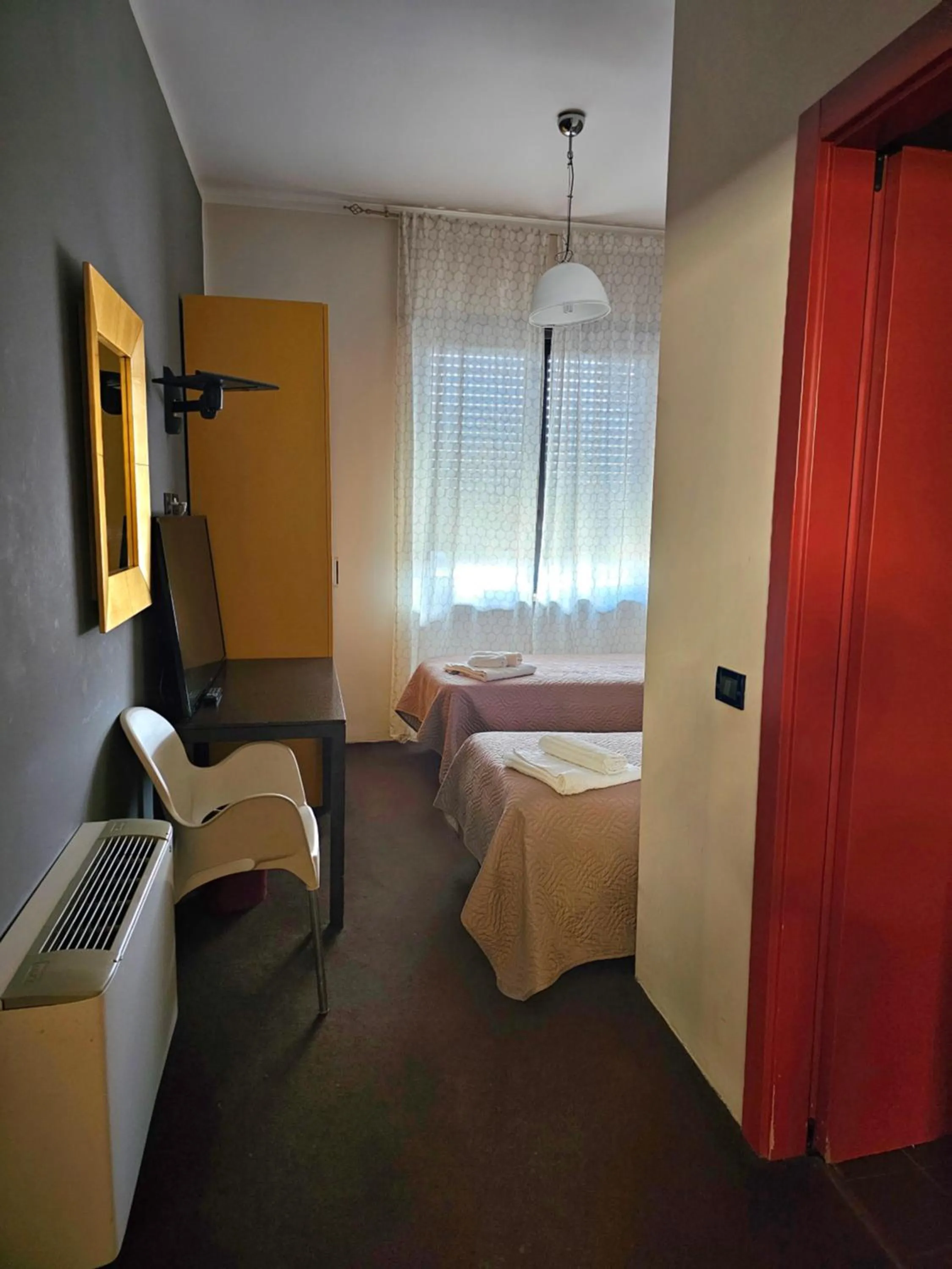 Photo of the whole room in Hotel Arcadia