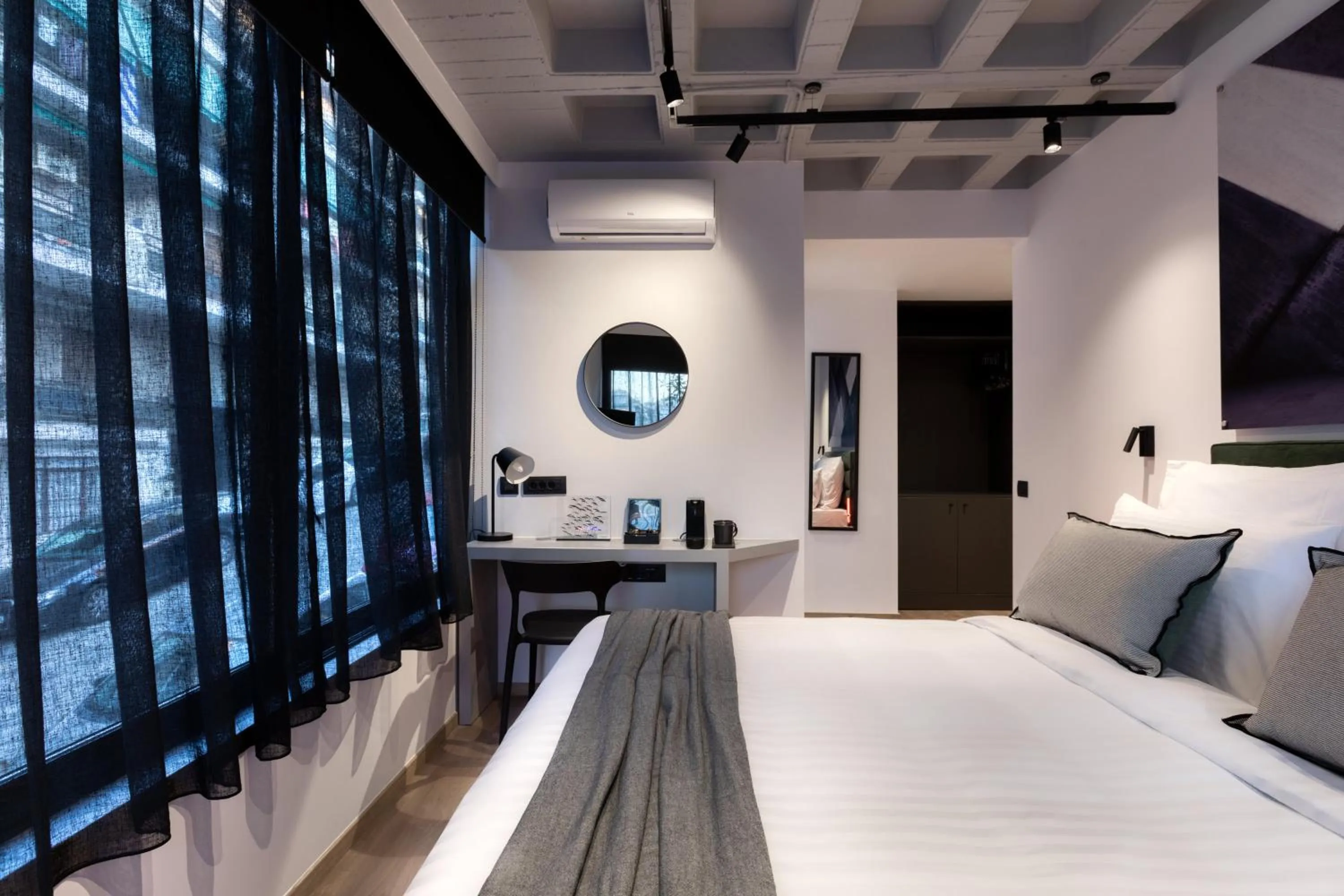 Bedroom, Bed in Koniama Acropolis