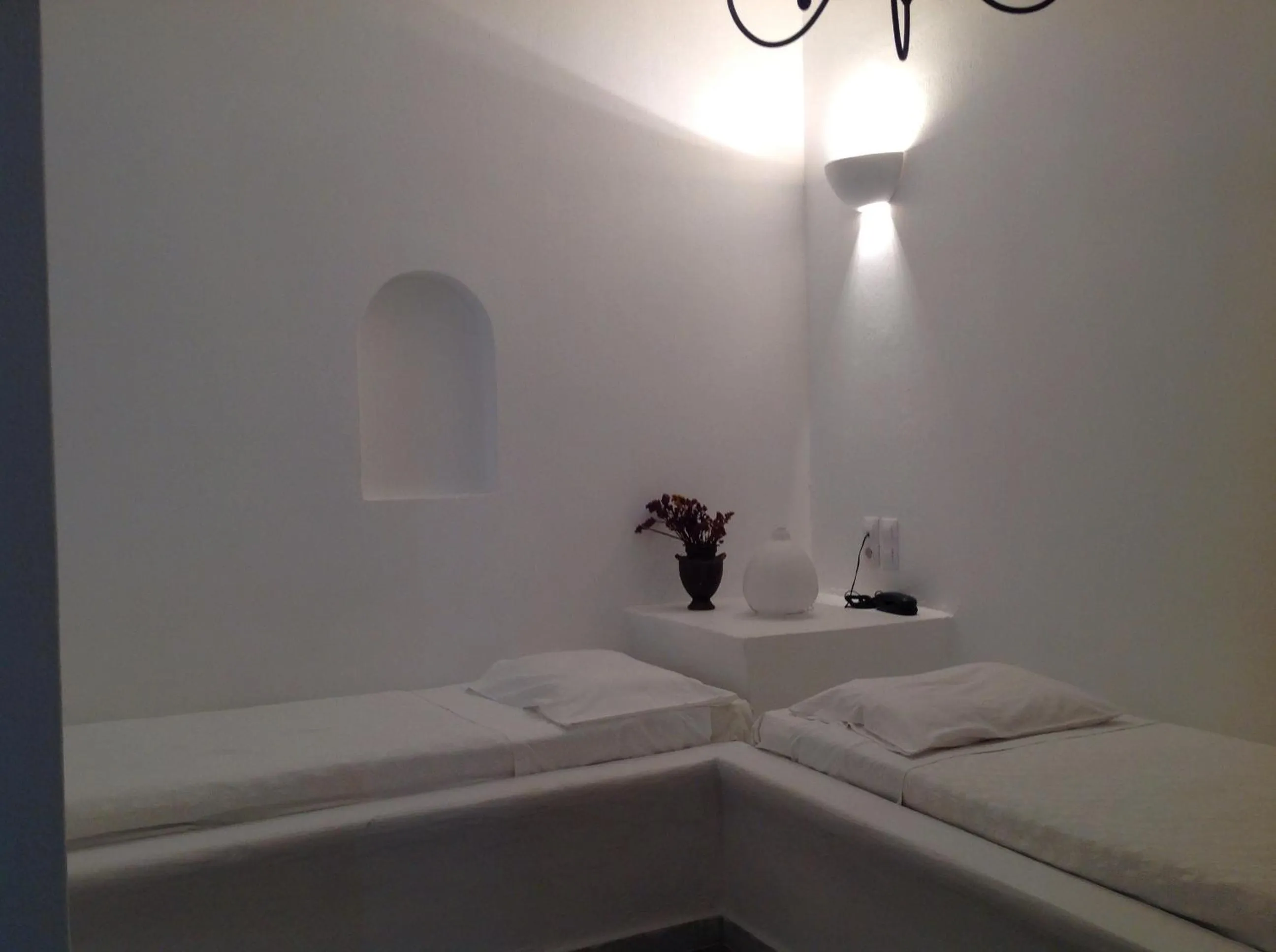 Decorative detail, Bed in Panorama Hotel