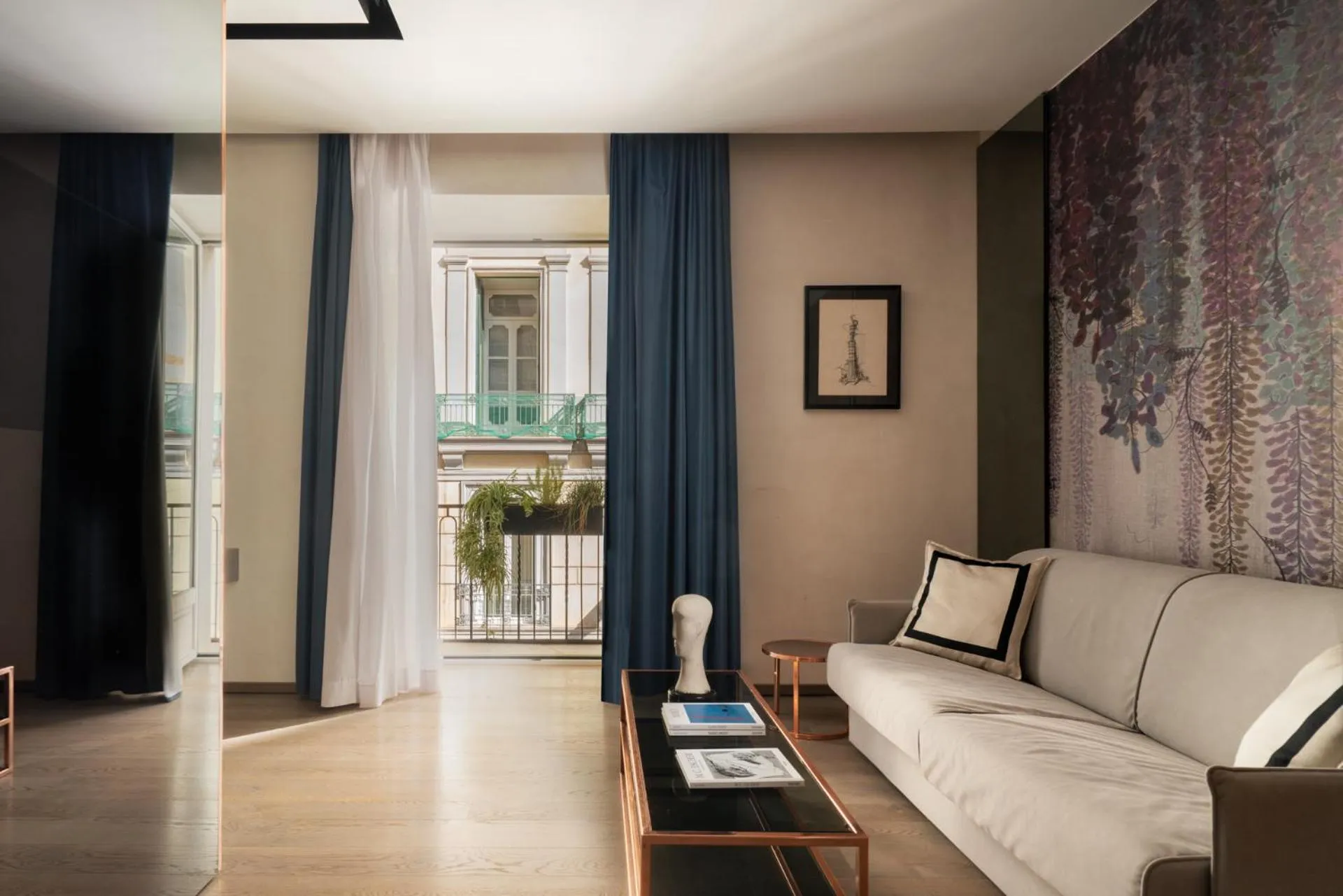 Living room in Agra Suites