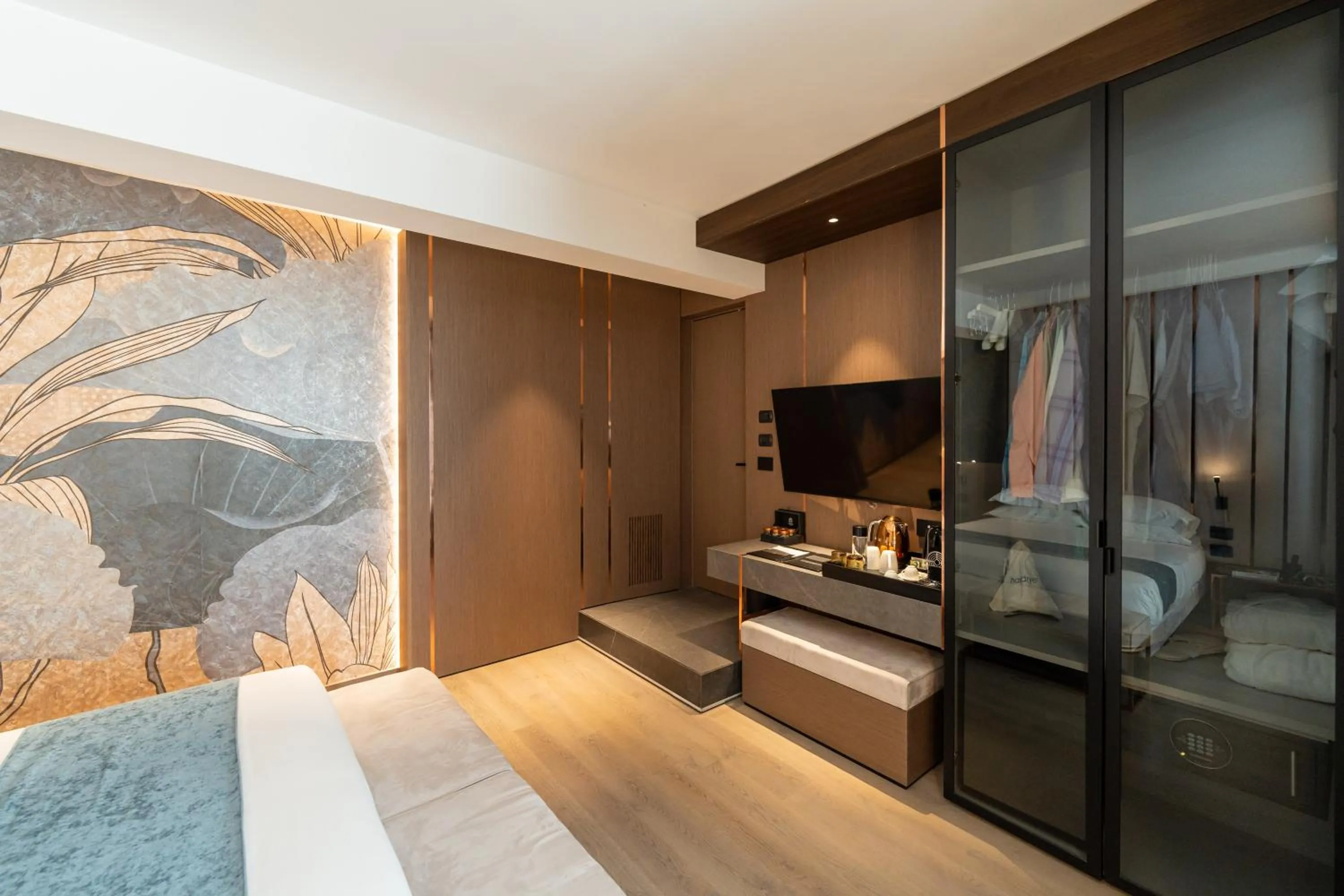 TV and multimedia, Bed in Agra Suites