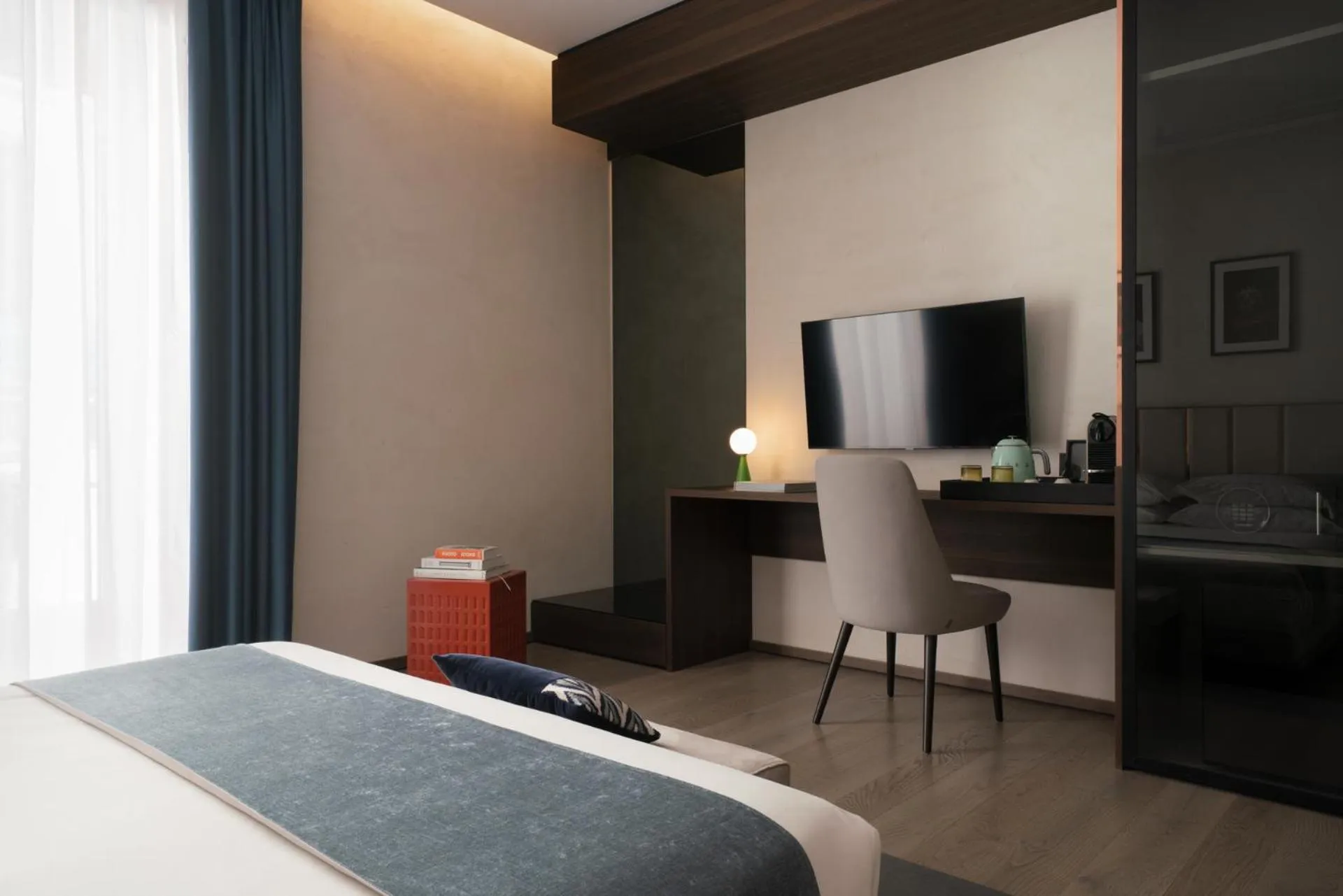 TV and multimedia, Bed in Agra Suites