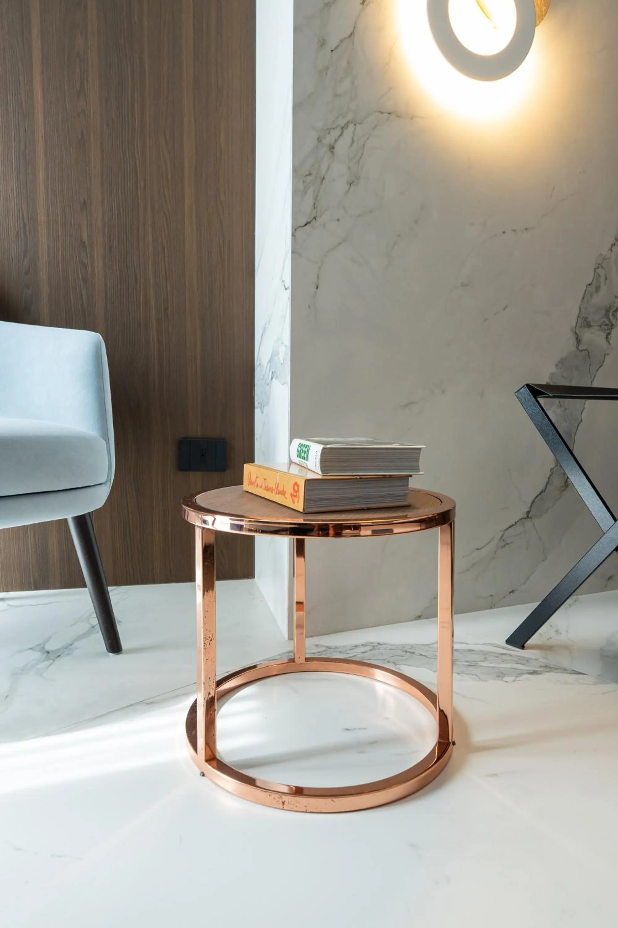 Living room in Agra Suites