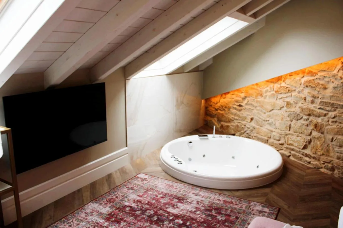 Bath in Hospedium Hotel Barómetro de Camariñas