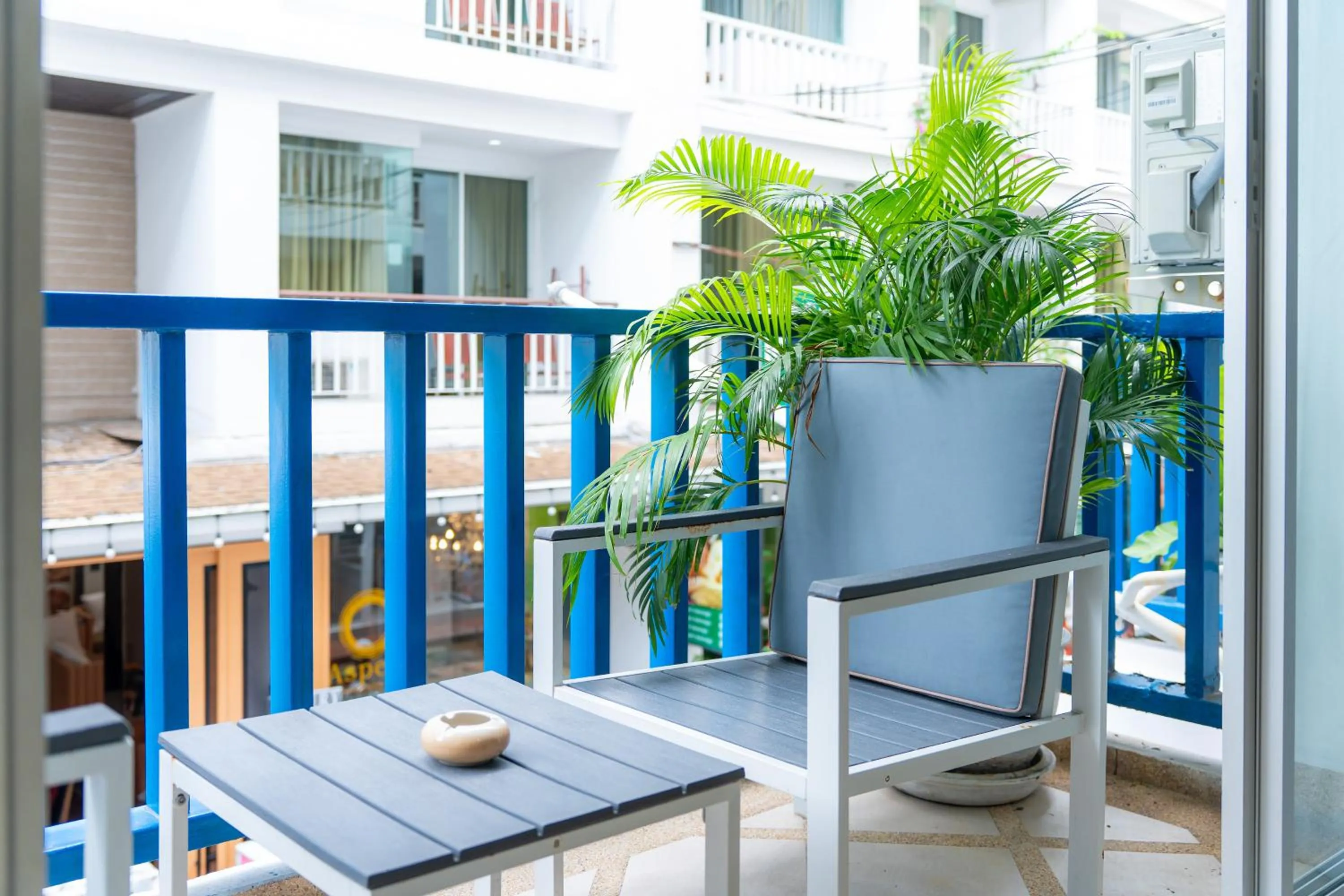 Patong Beach Side Hotel