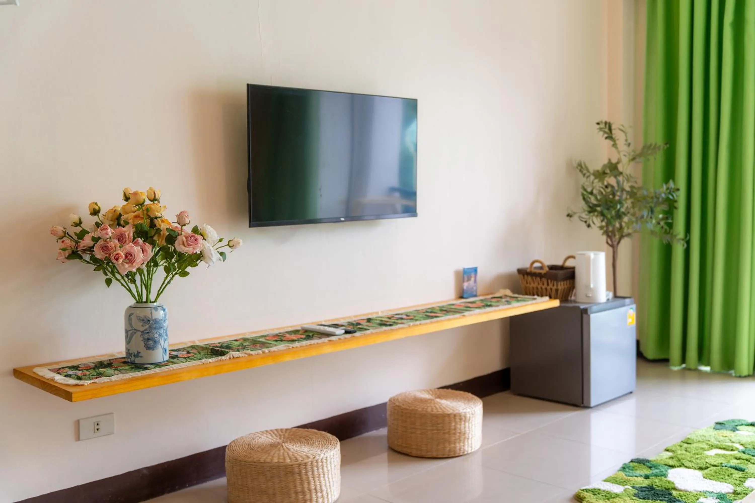 Patong Beach Side Hotel